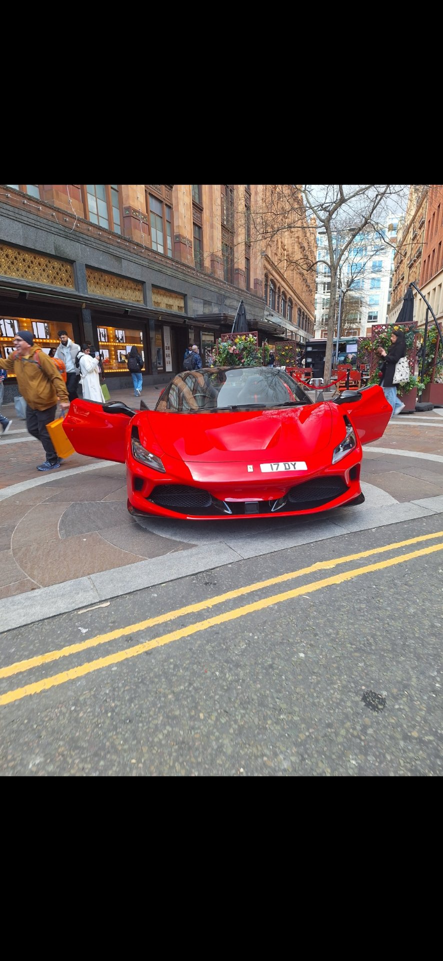 17 DY spotted on Ferrari