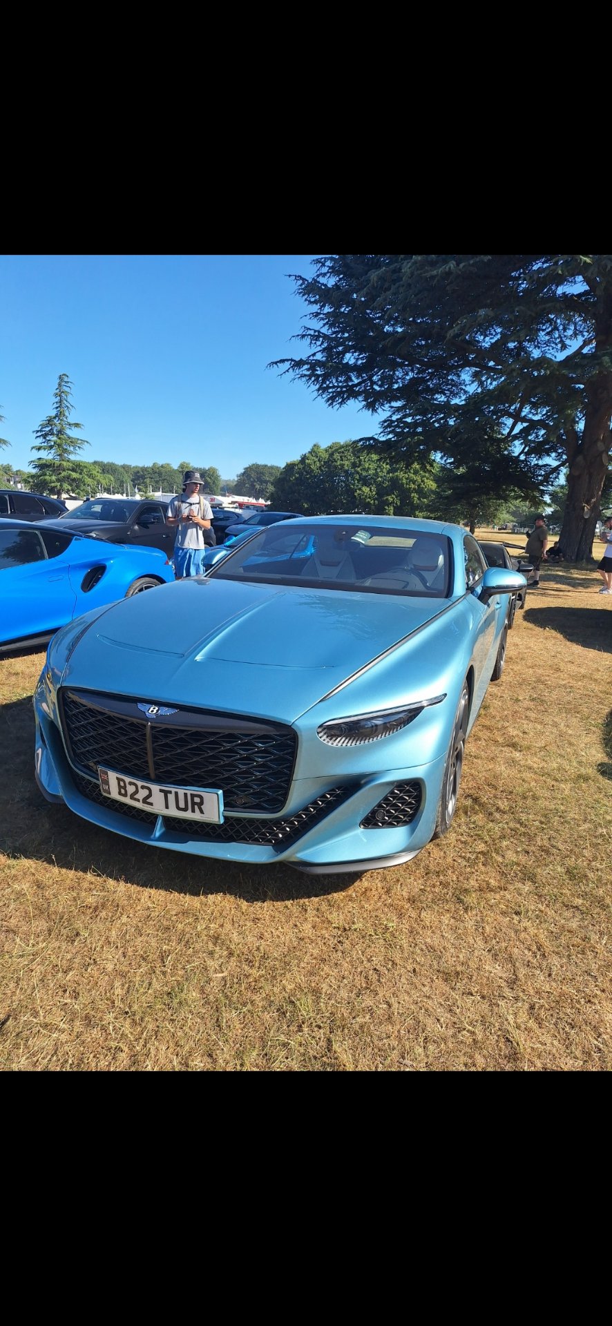 B22 TUR spotted on Bentley