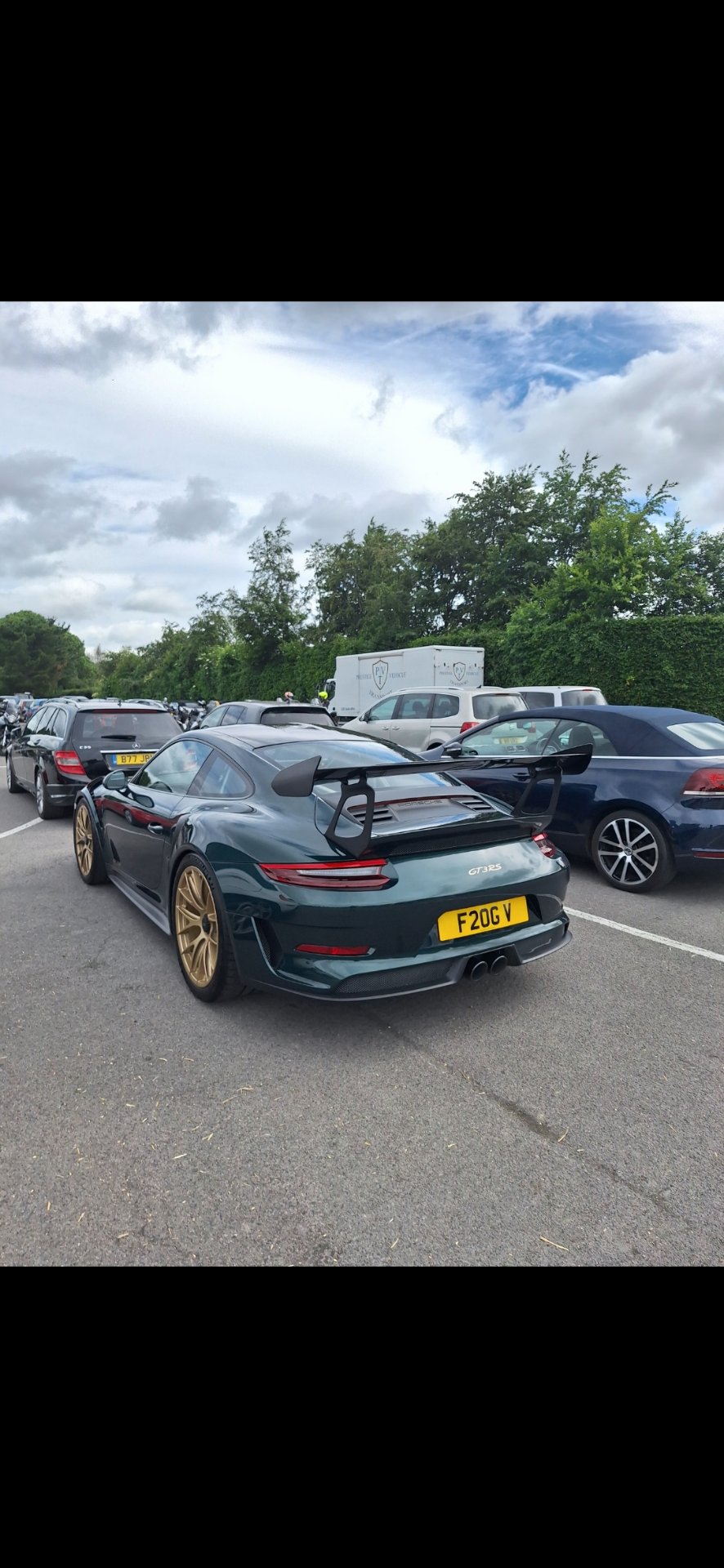F2 OGV spotted on Porsche 911 GT3 RS