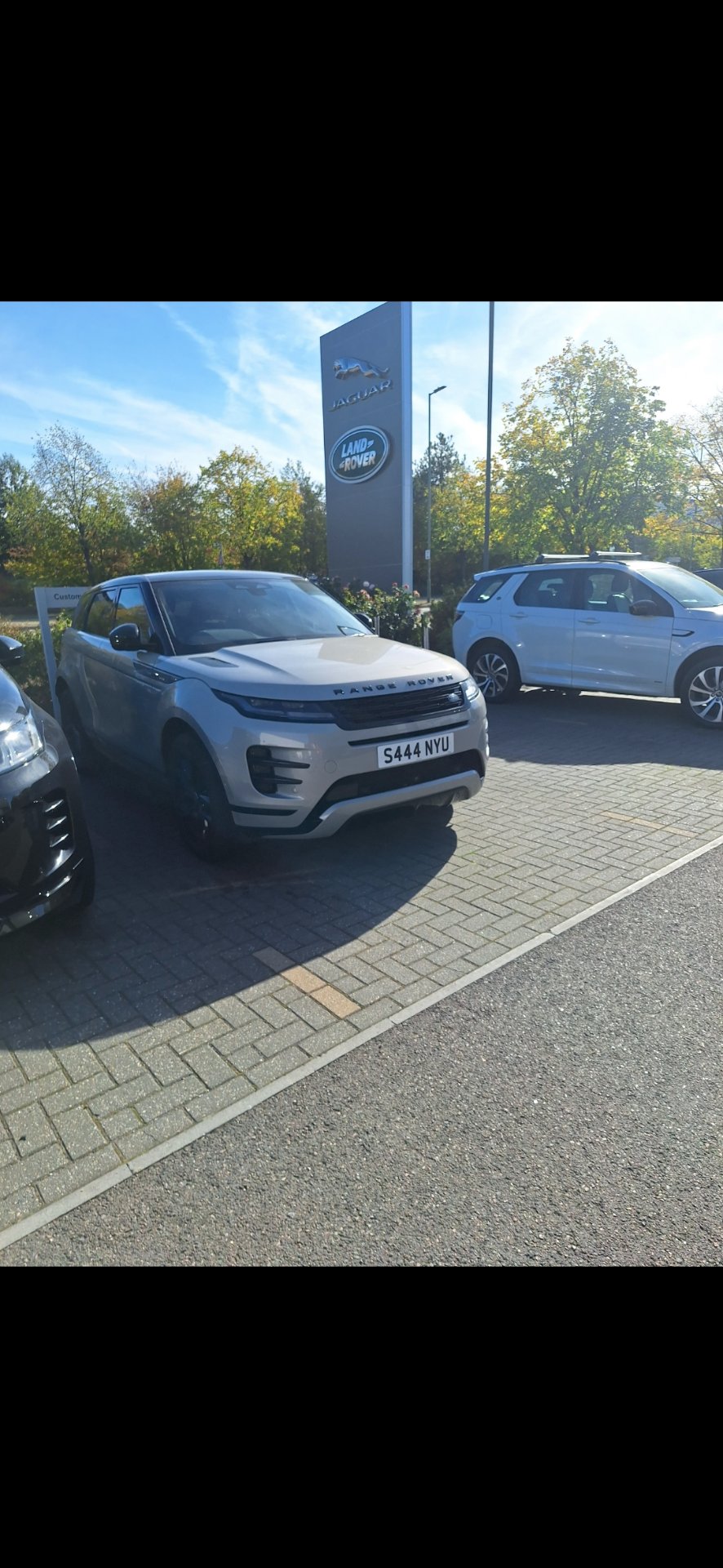 S444 NYU spotted on Land Rover