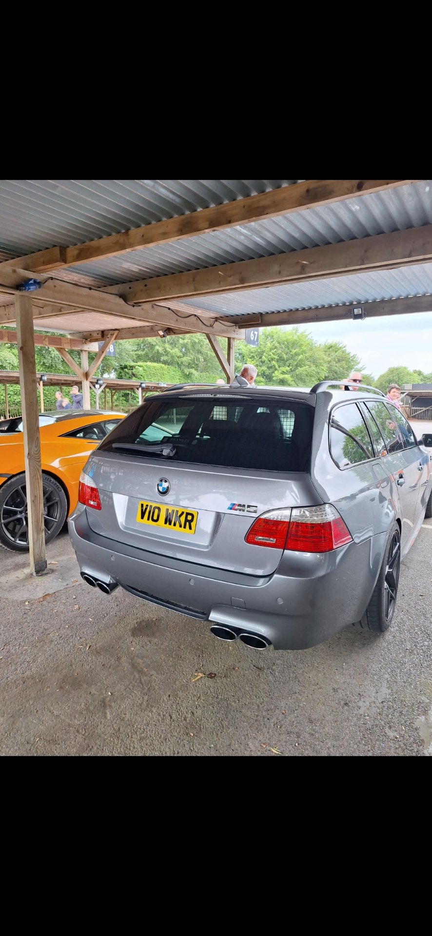 V10 WKR spotted on BMW M5