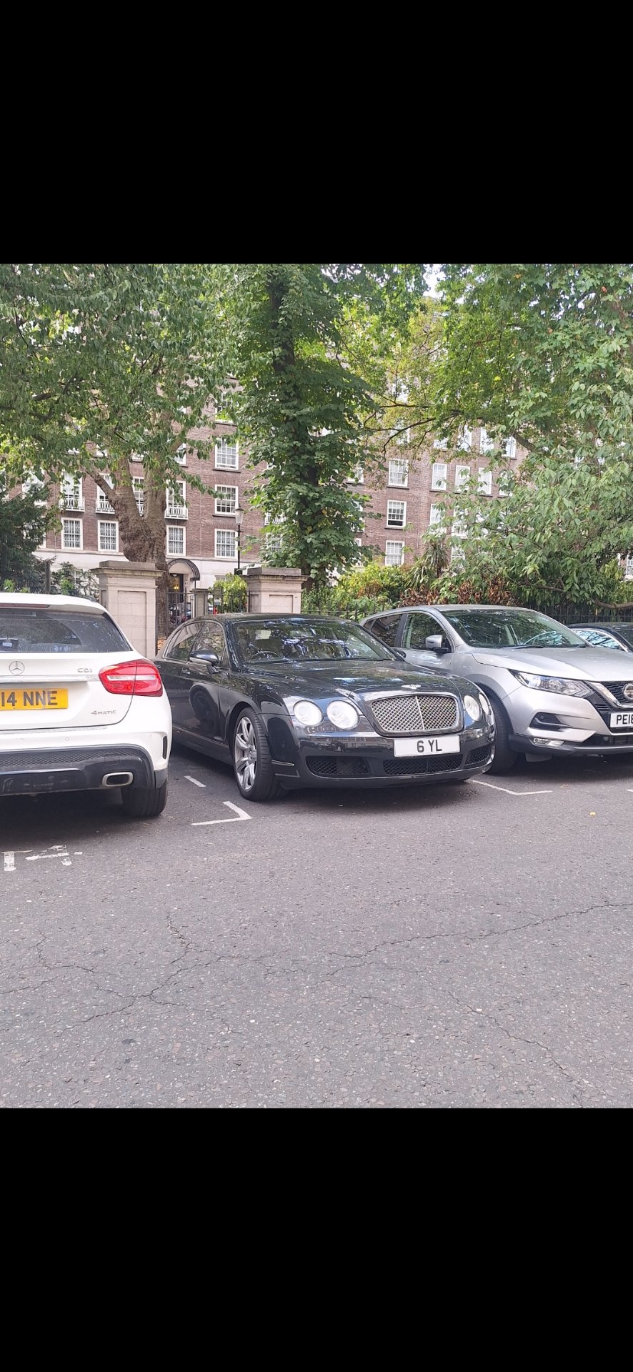 6 YL spotted on Bentley