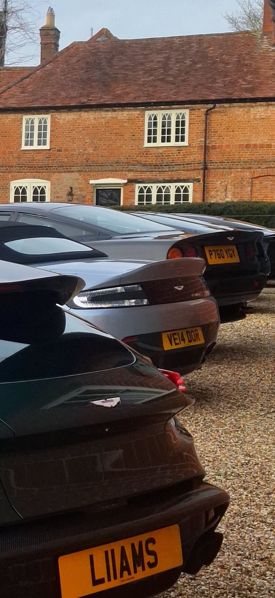 VE14 DOR spotted on Aston Martin V12 Vantage