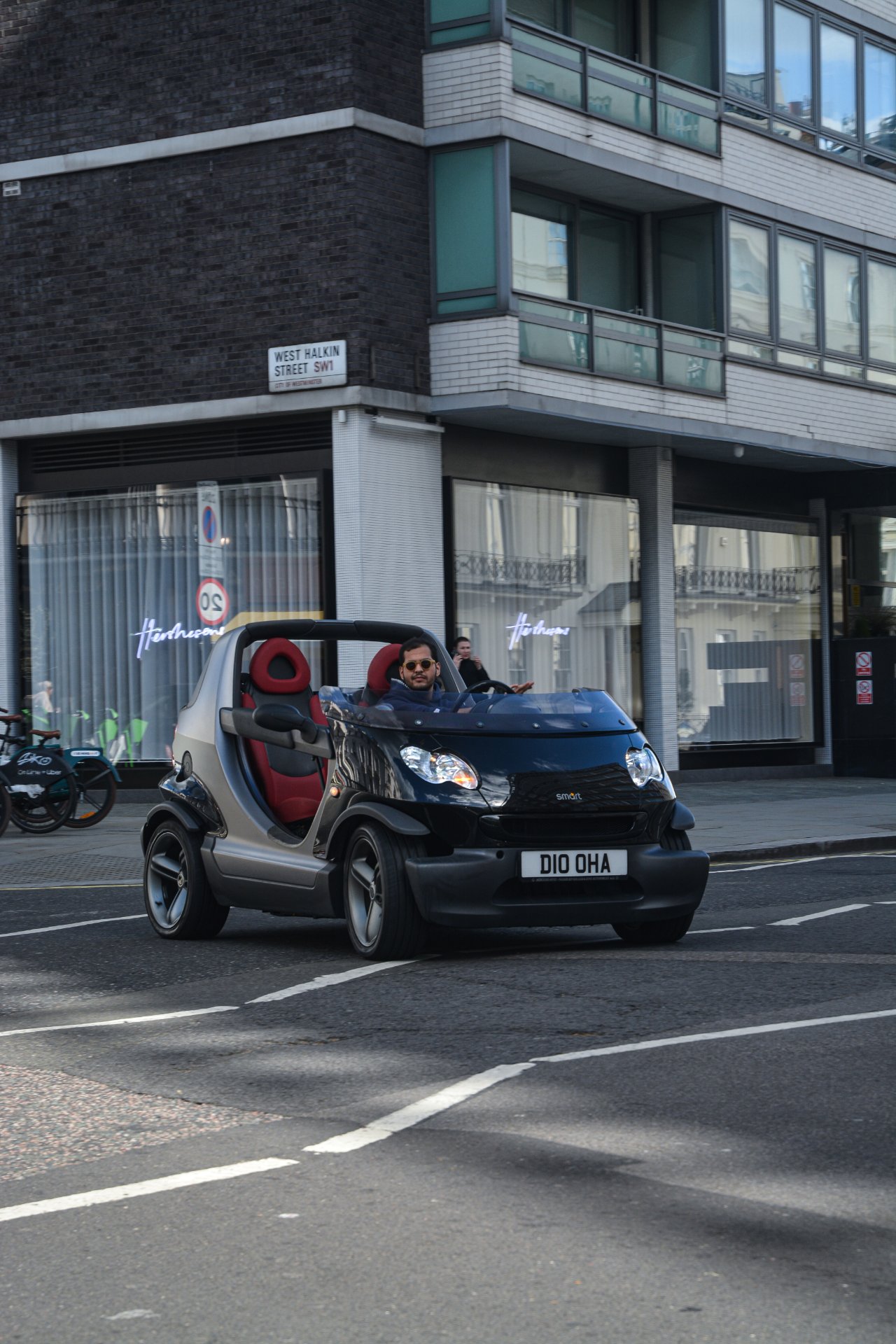 D10 OHA spotted on Smart Crossblade