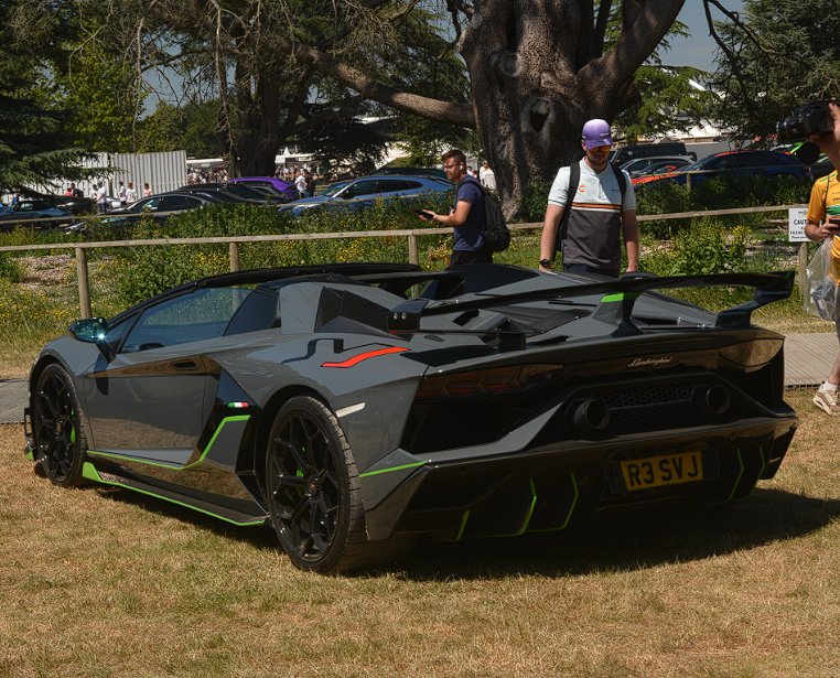 R3 SVJ spotted on Lamborghini Aventador