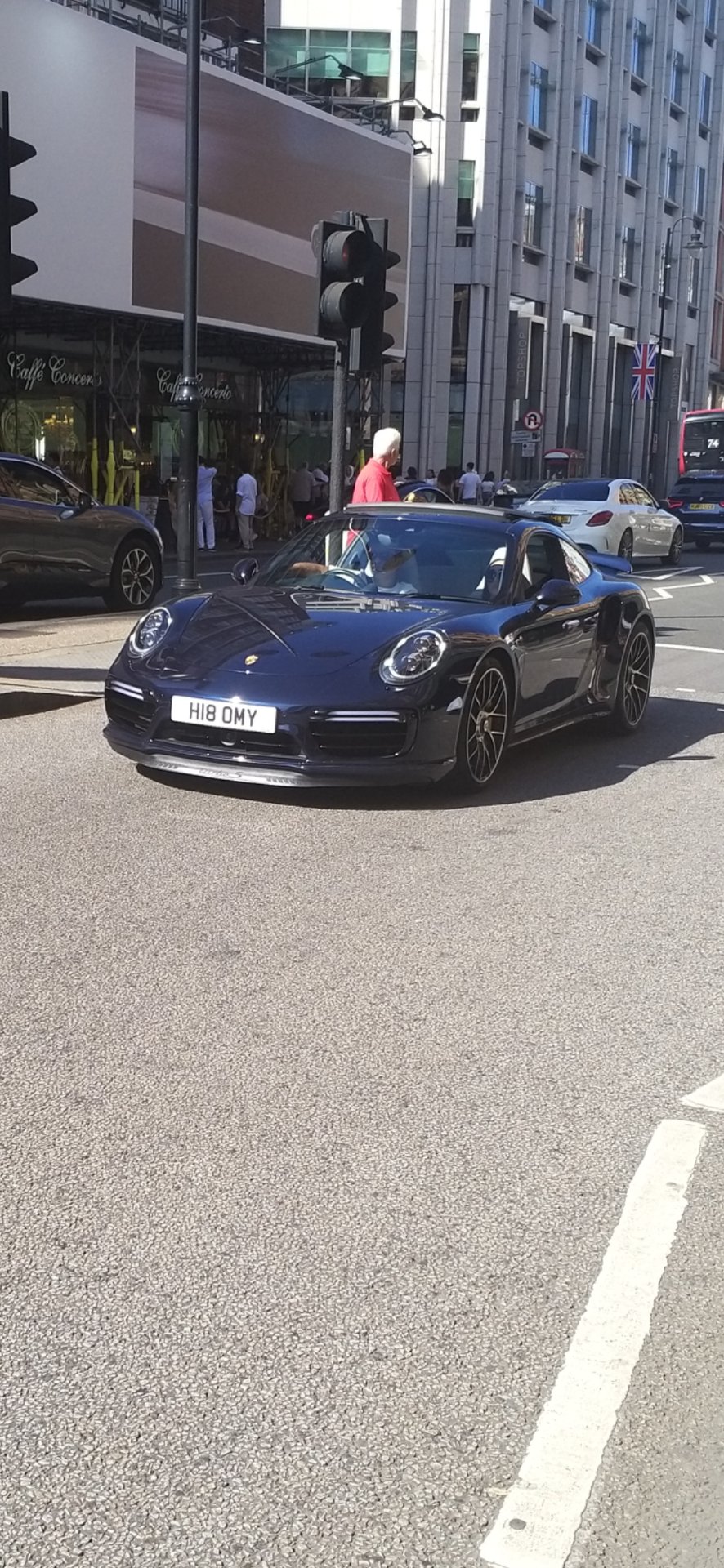 H18 OMY spotted on Porsche 911