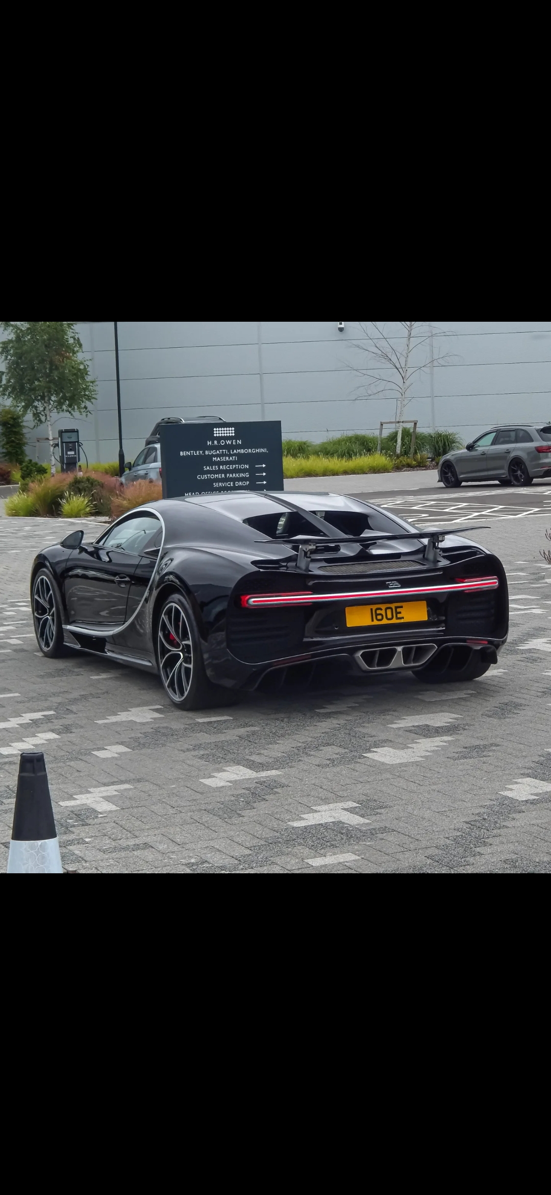160 E spotted on Bugatti