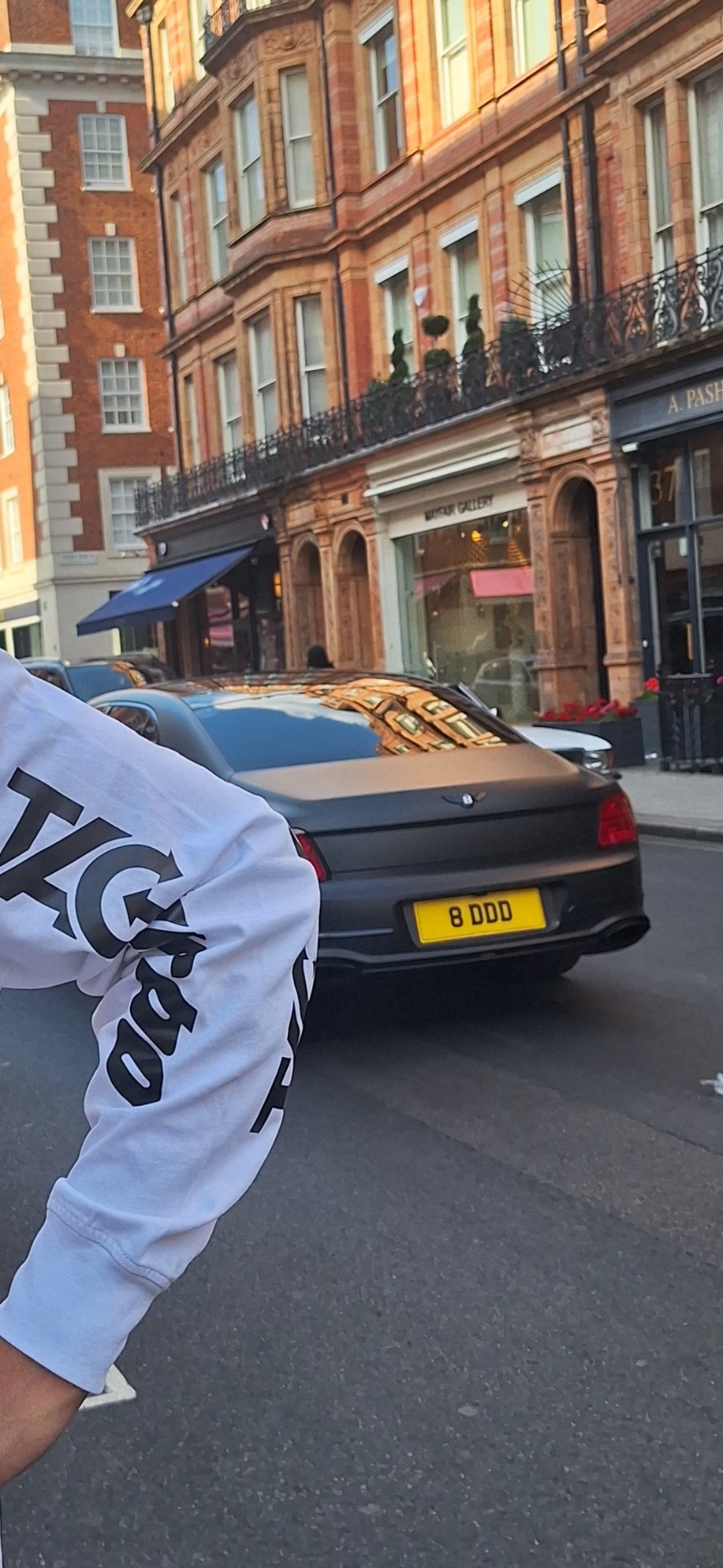 8 DDD spotted on Bentley