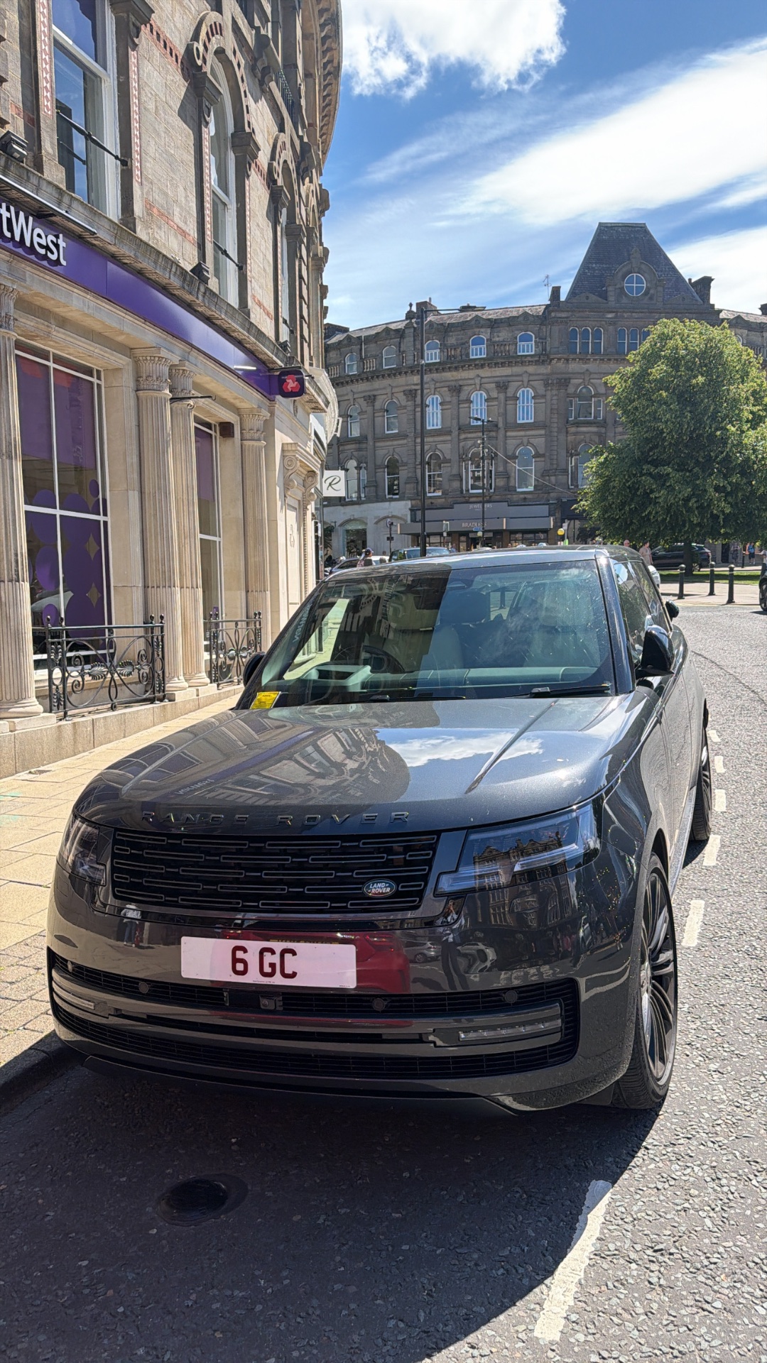 6 GC private number plate on a Land Rover Range Rover Autobiography, spotted in Harrogate