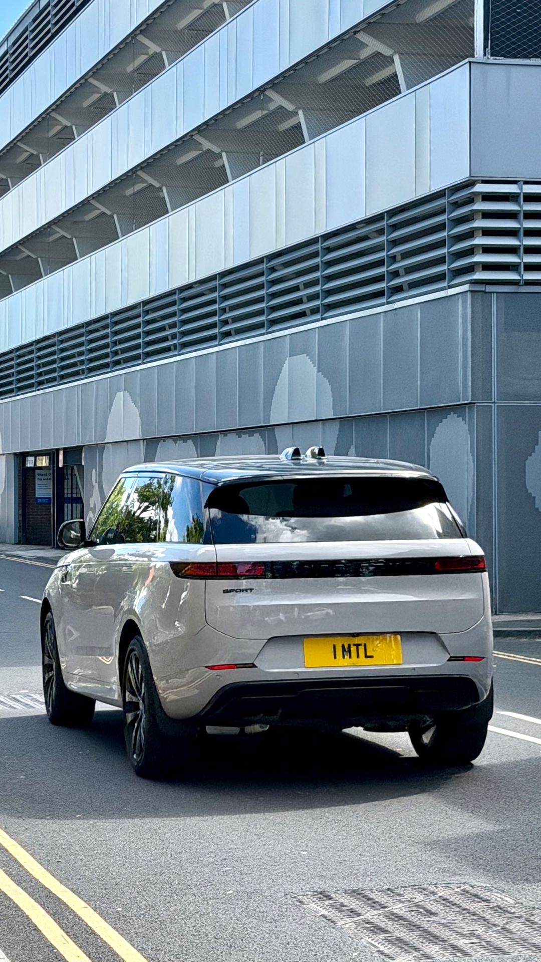 1 MTL private number plate on a Land Rover Range Rover Sport, spotted in Harrogate