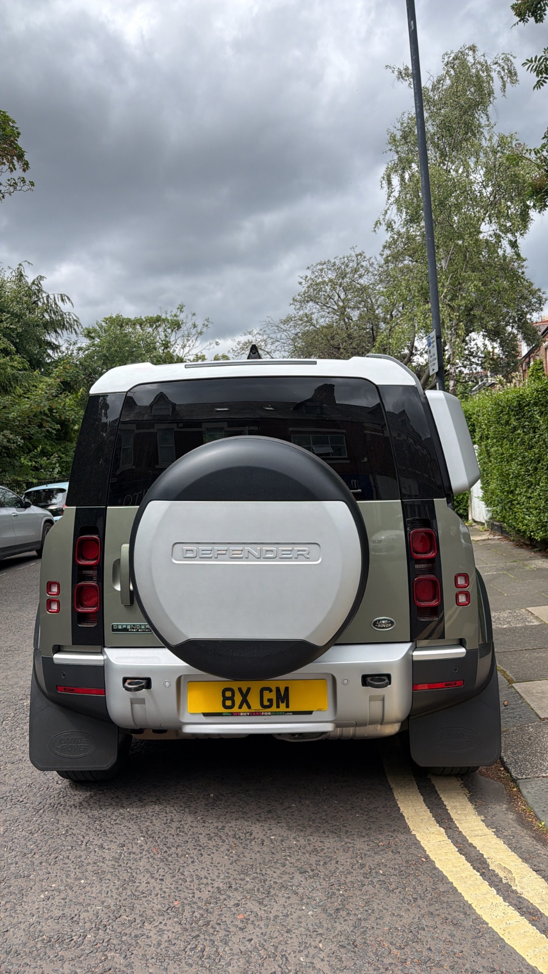 8 XGM spotted on Land Rover Defender