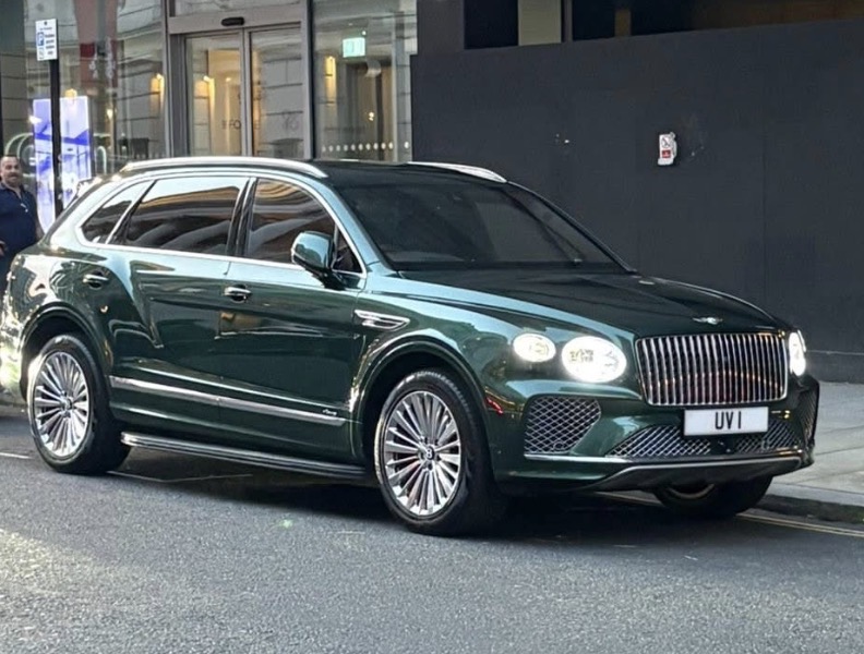 UV 1 private number plate on a Bentley Bentayga, spotted in London