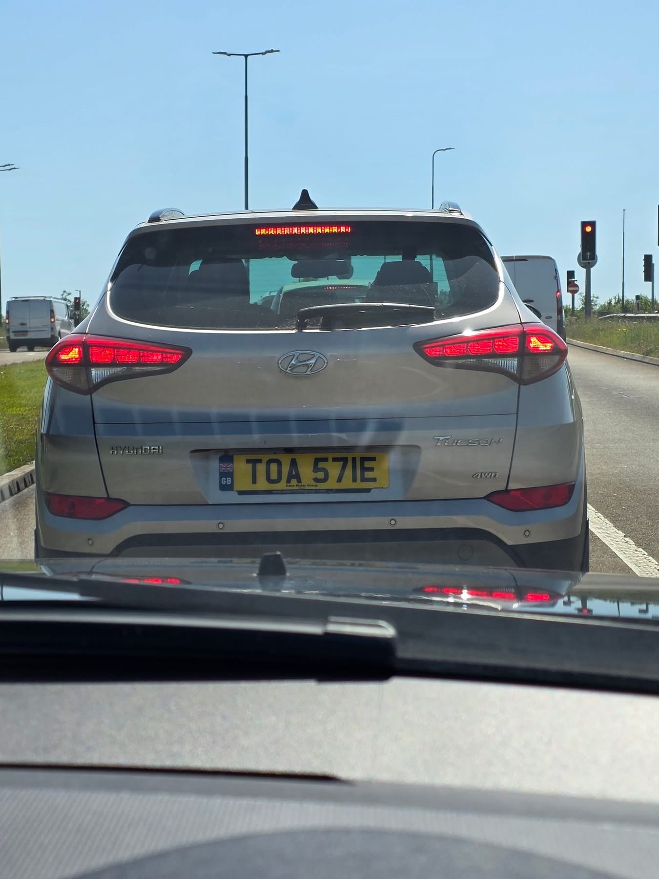 TOA 571E spotted on Hyundai Tucson