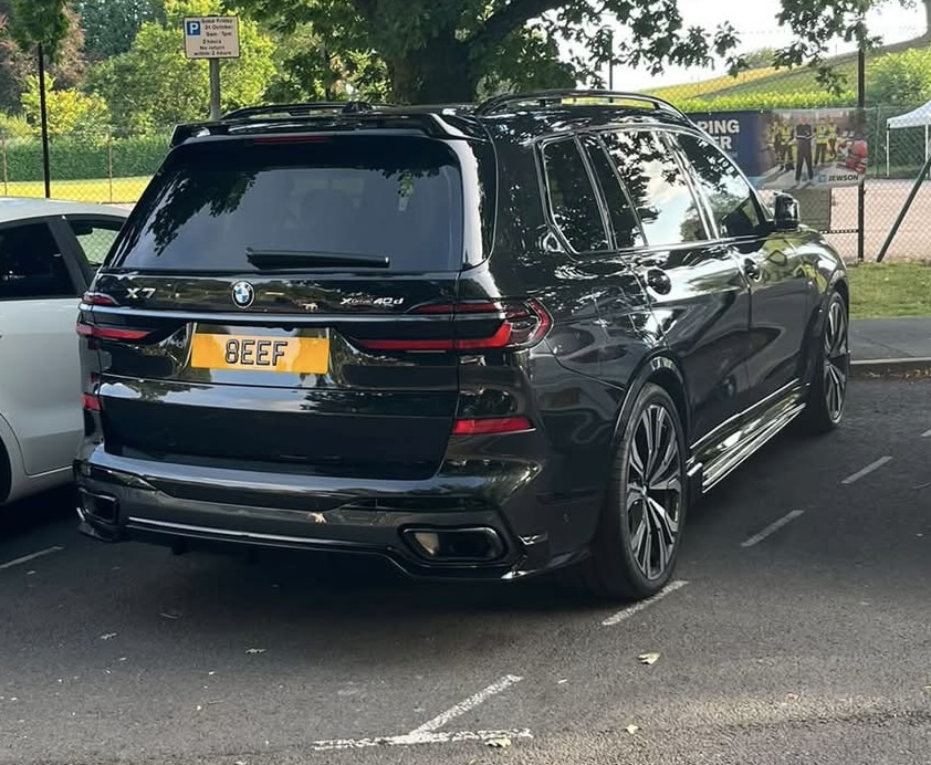 8 EEF spotted on BMW X7
