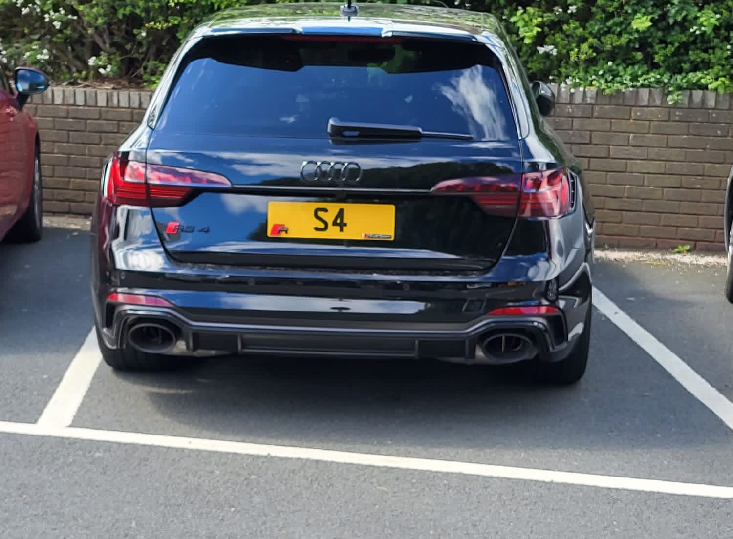 S 4 spotted on Audi RS4