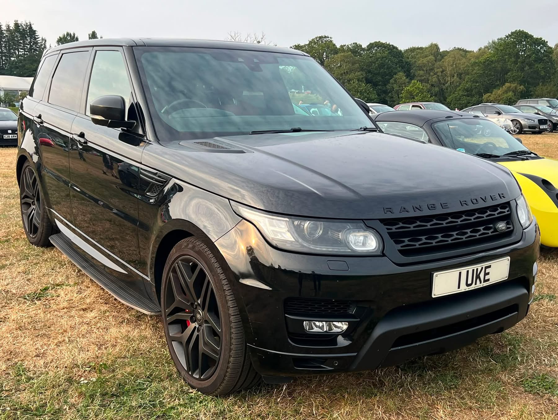 1 UKE spotted on Land Rover Range Rover Sport