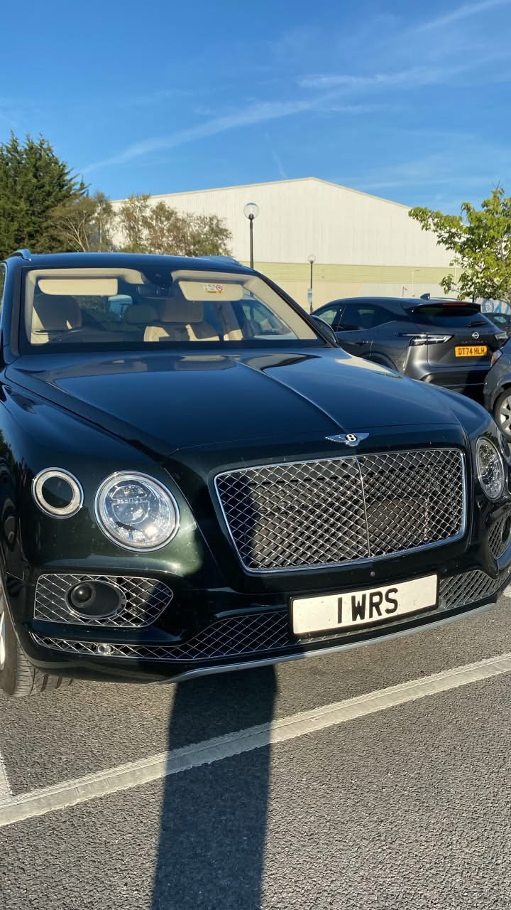 1 WRS spotted on Bentley Bentayga