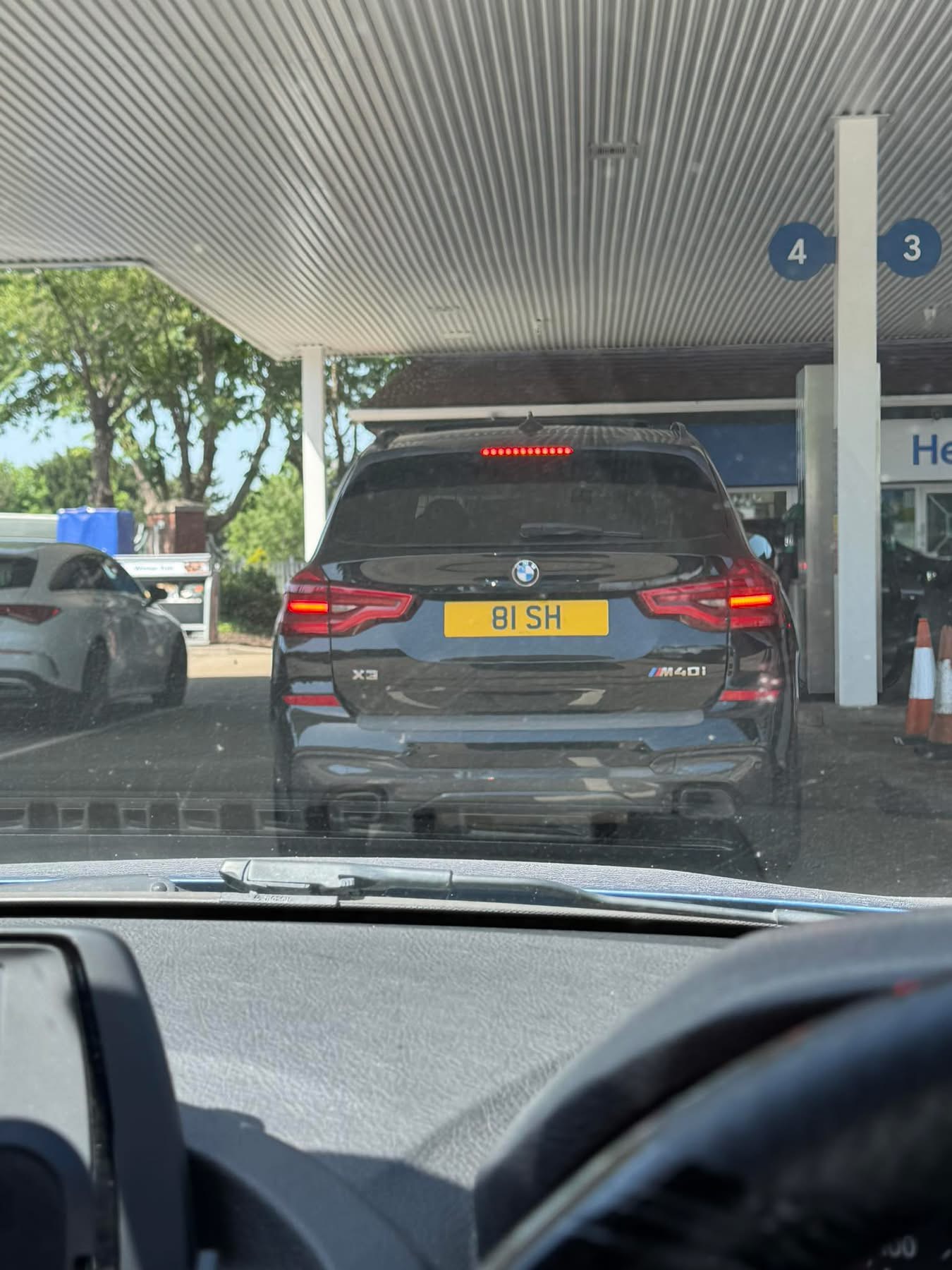81 SH spotted on BMW X3