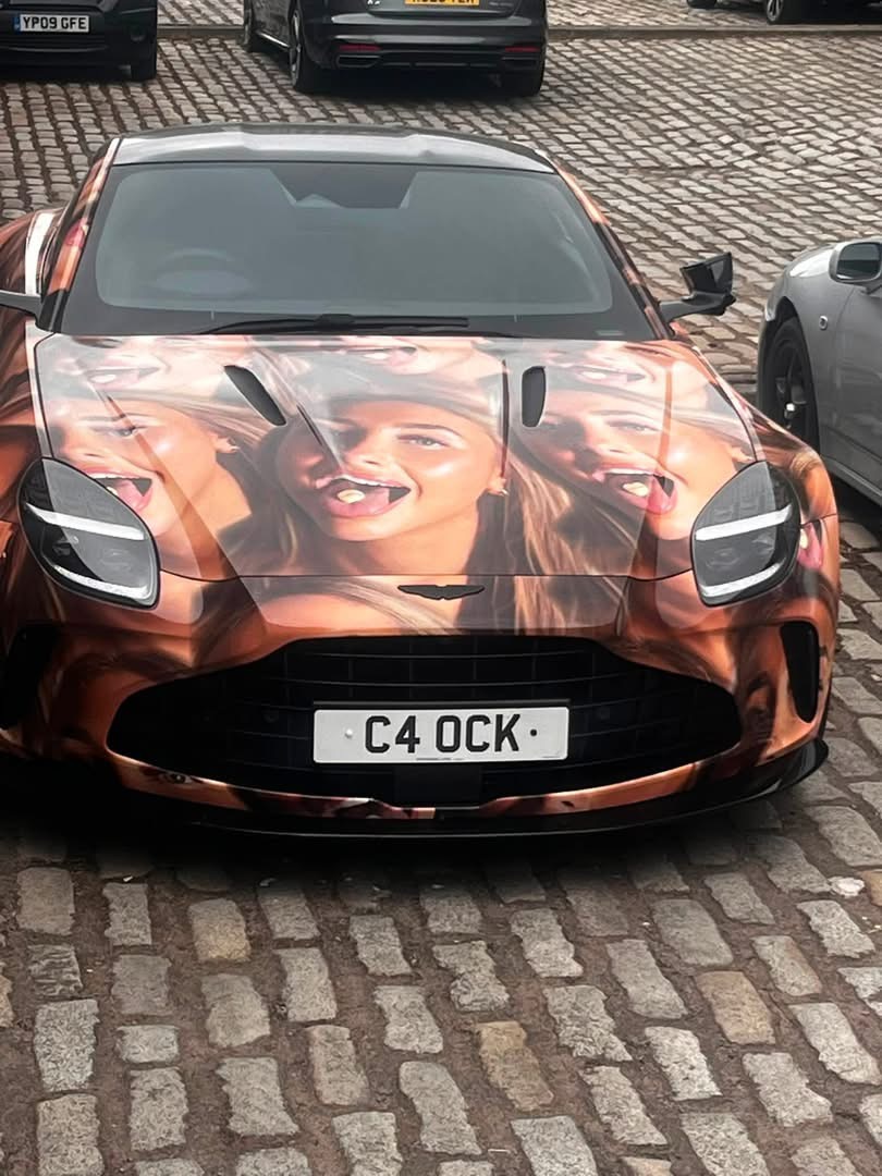 C4 OCK spotted on Aston Martin V8 Vantage