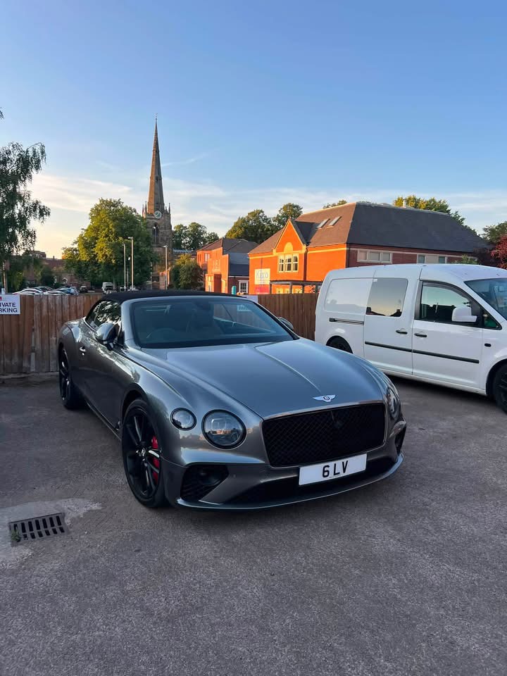 6 LV spotted on Bentley Continental GTC