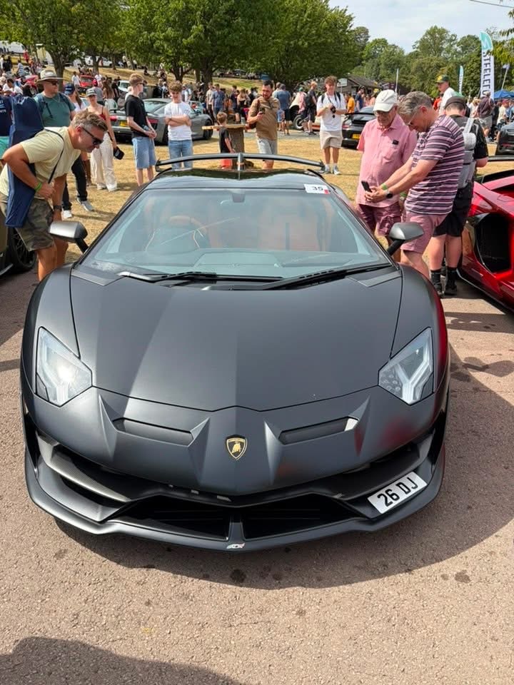 26 DJ spotted on Lamborghini Aventador