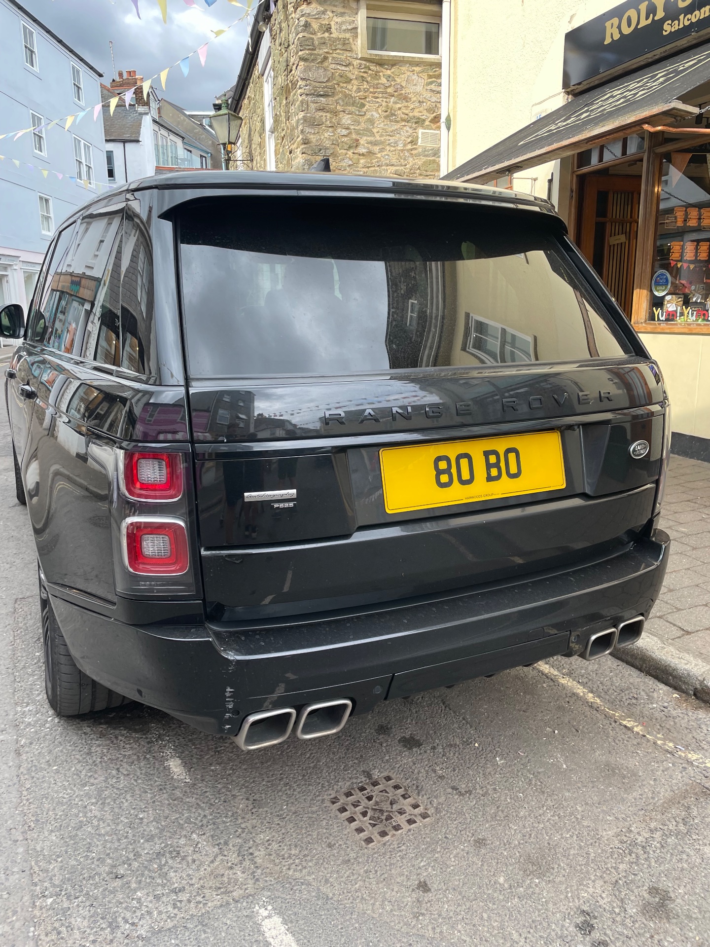80 BO spotted on Land Rover Range Rover