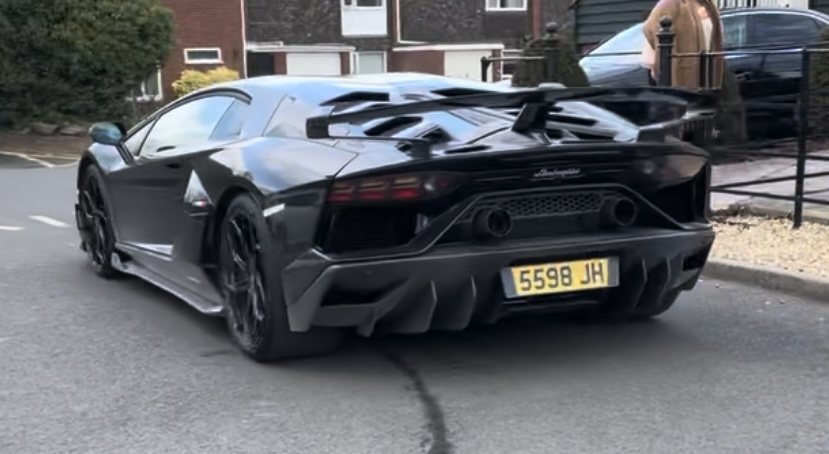 5598 JH private number plate on a Lamborghini Aventador SVJ, spotted in Worcestershire