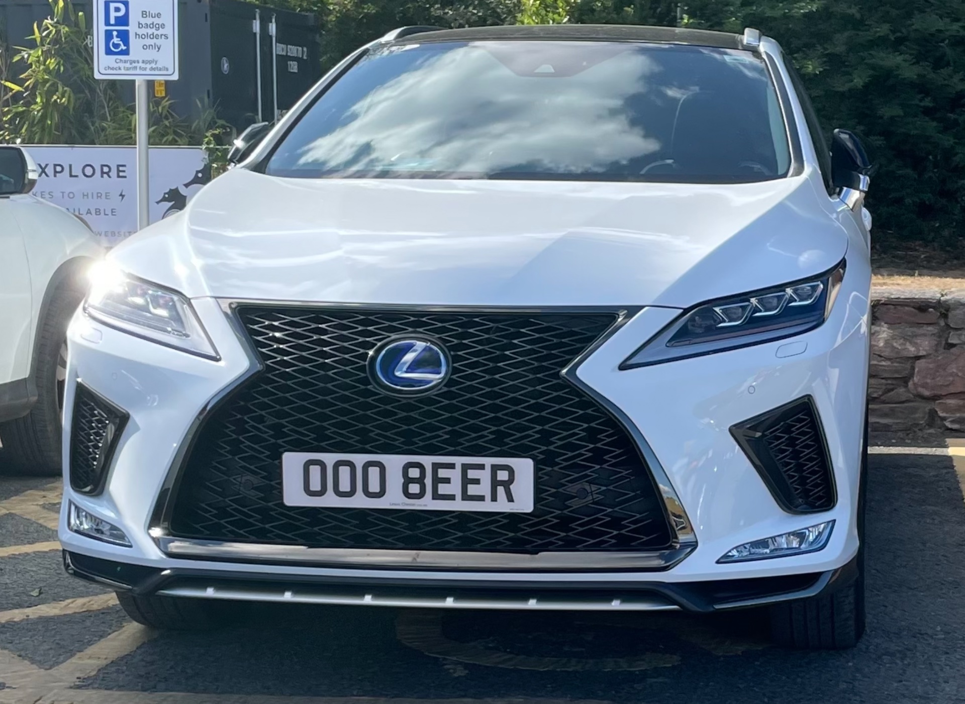 OO08 EER spotted on Lexus RX