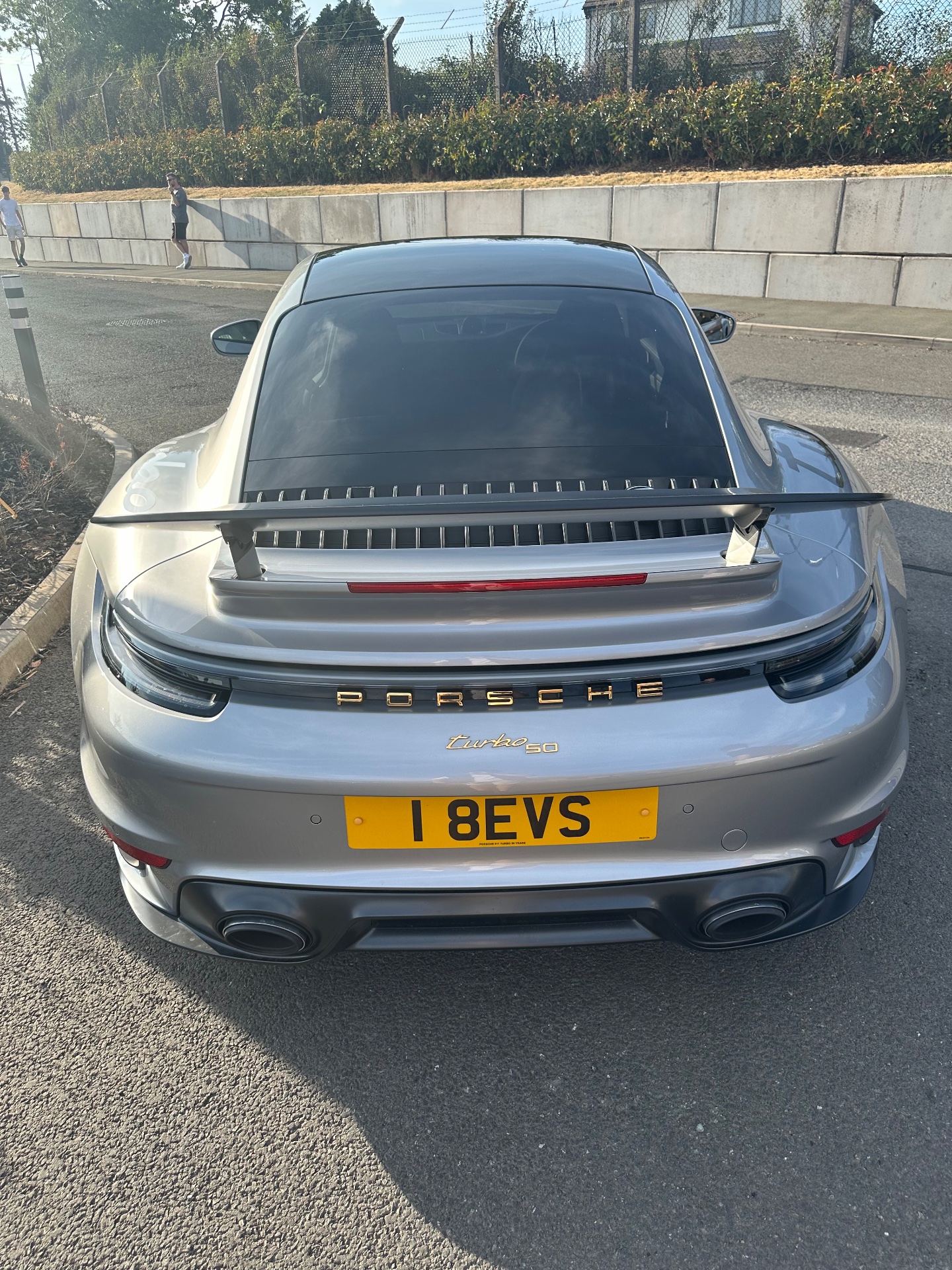 18 EVS spotted on Porsche 911