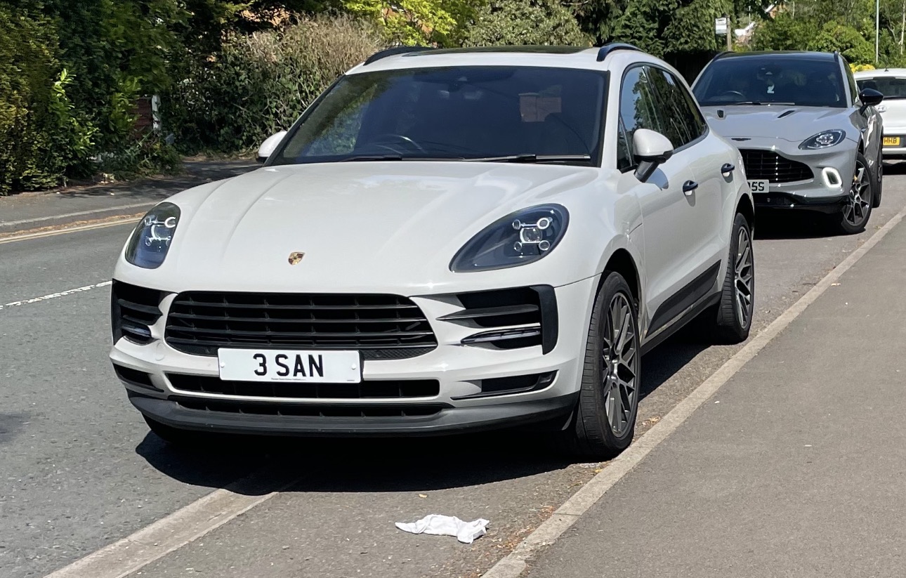 3 SAN spotted on Porsche Macan