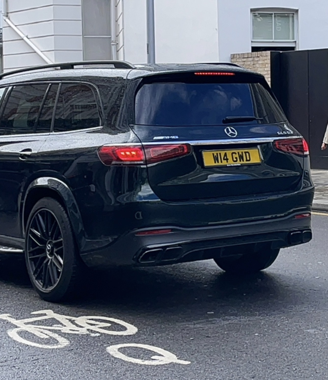 W14 GWD private number plate on a Mercedes-Benz GLS, spotted in London