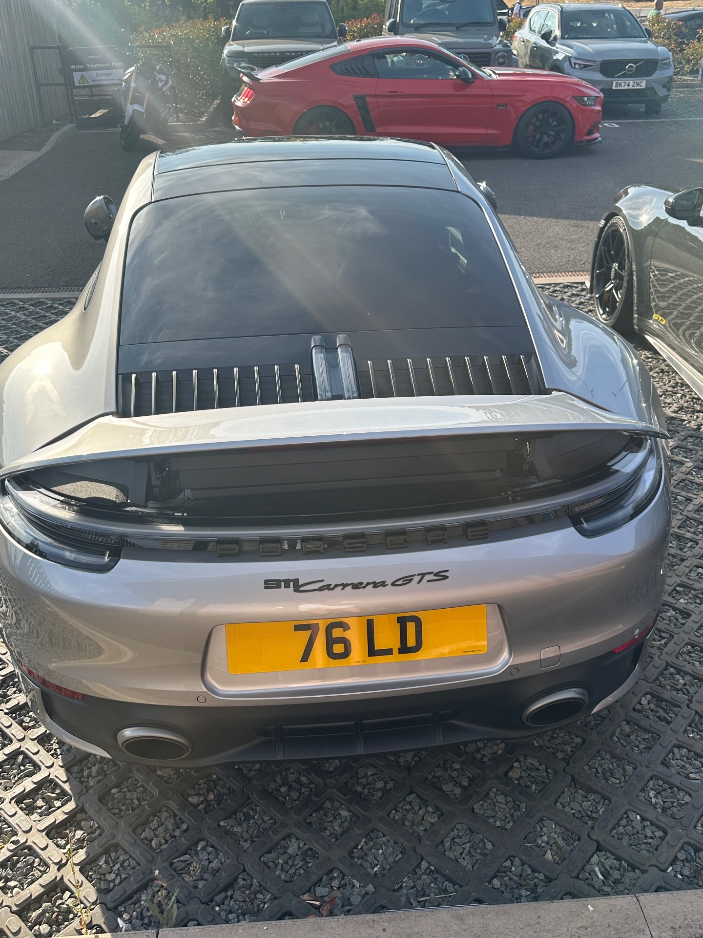 76 LD spotted on Porsche 911 Carrera GTS