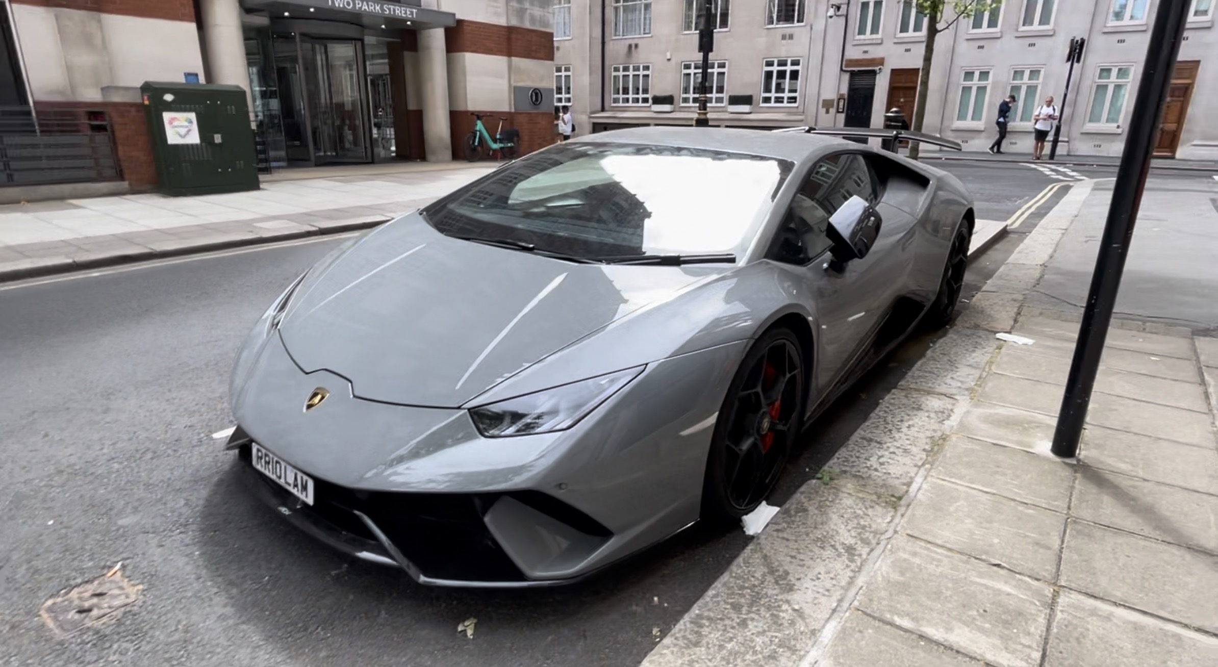 RR10 LAW spotted on Lamborghini Huracan Performante