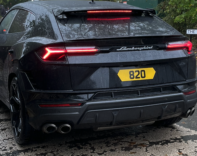 82 O spotted on Lamborghini Urus Performante Performante