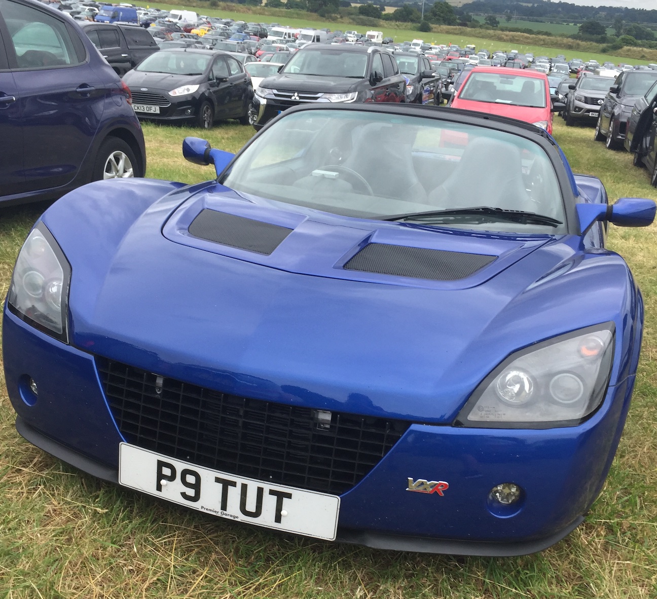P9 TUT spotted on Vauxhall VX220