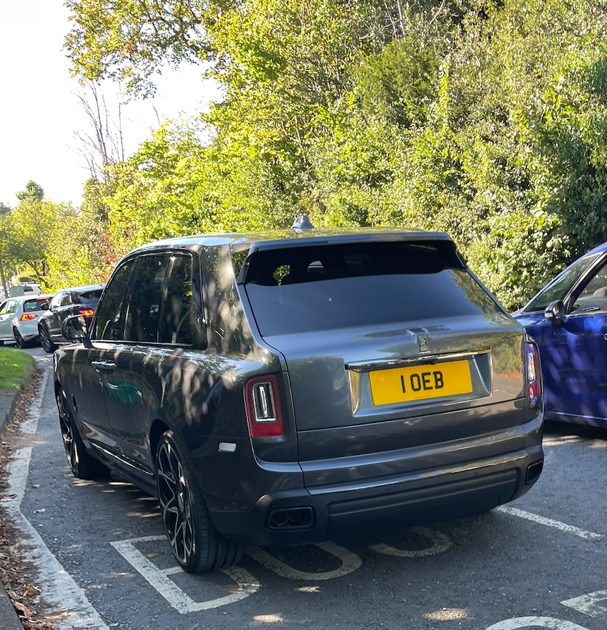 1 OEB spotted on Rolls-Royce Cullinan