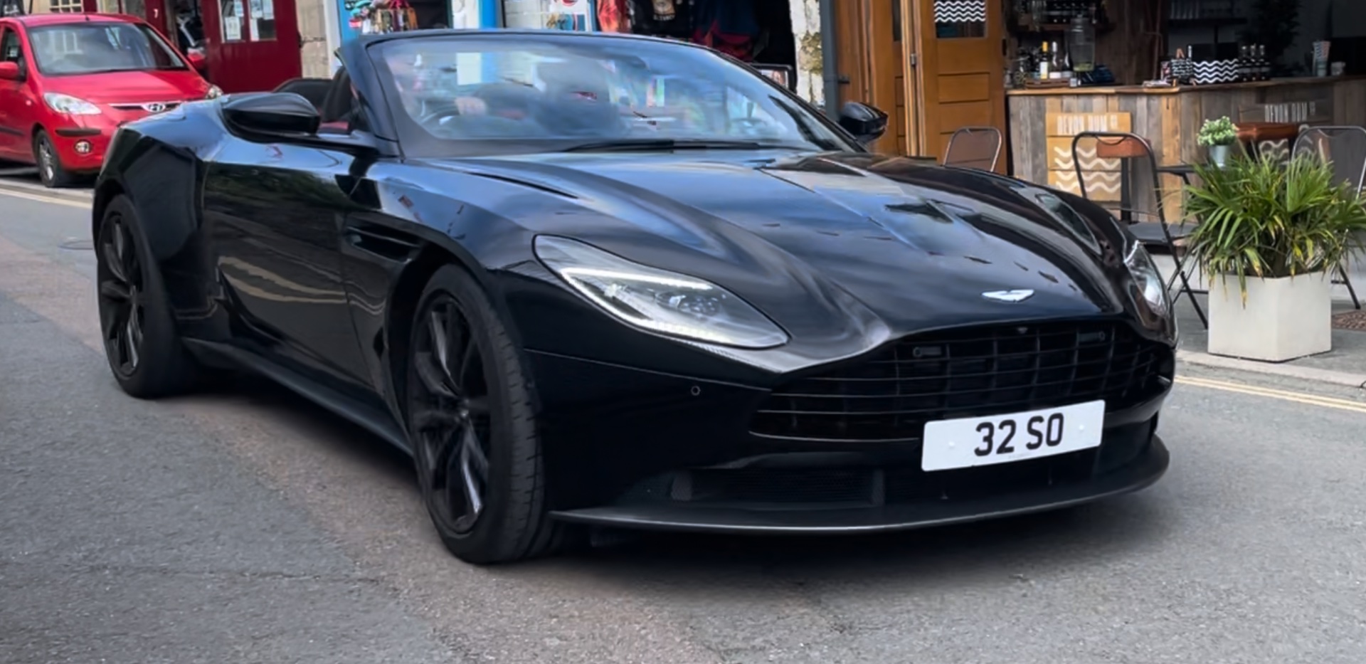 32 SO spotted on Aston Martin DB11 Volante
