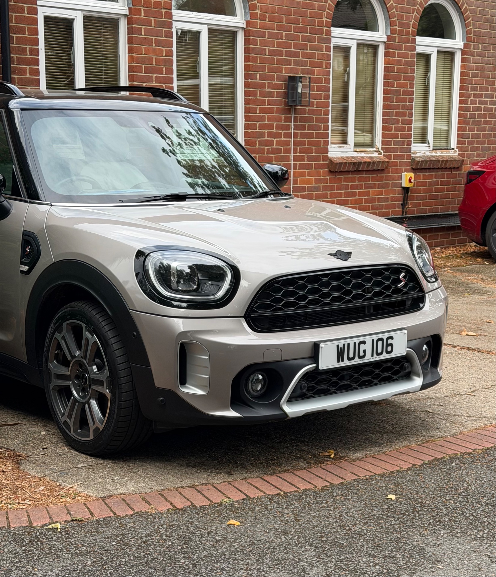 WUG 106 spotted on Mini Countryman Cooper S