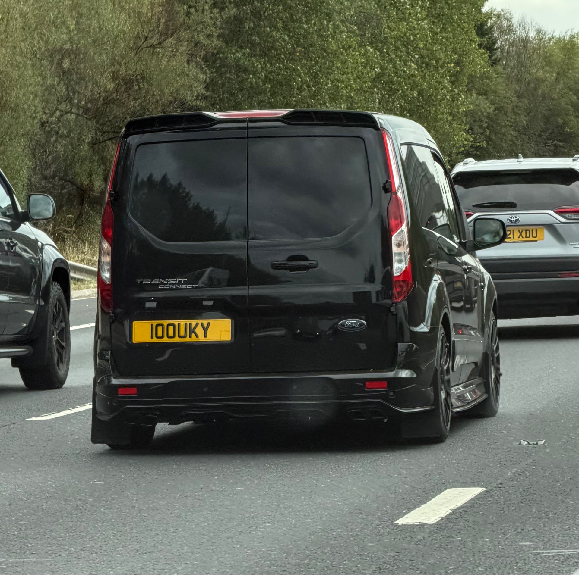 100 UKY spotted on Ford Transit Connect