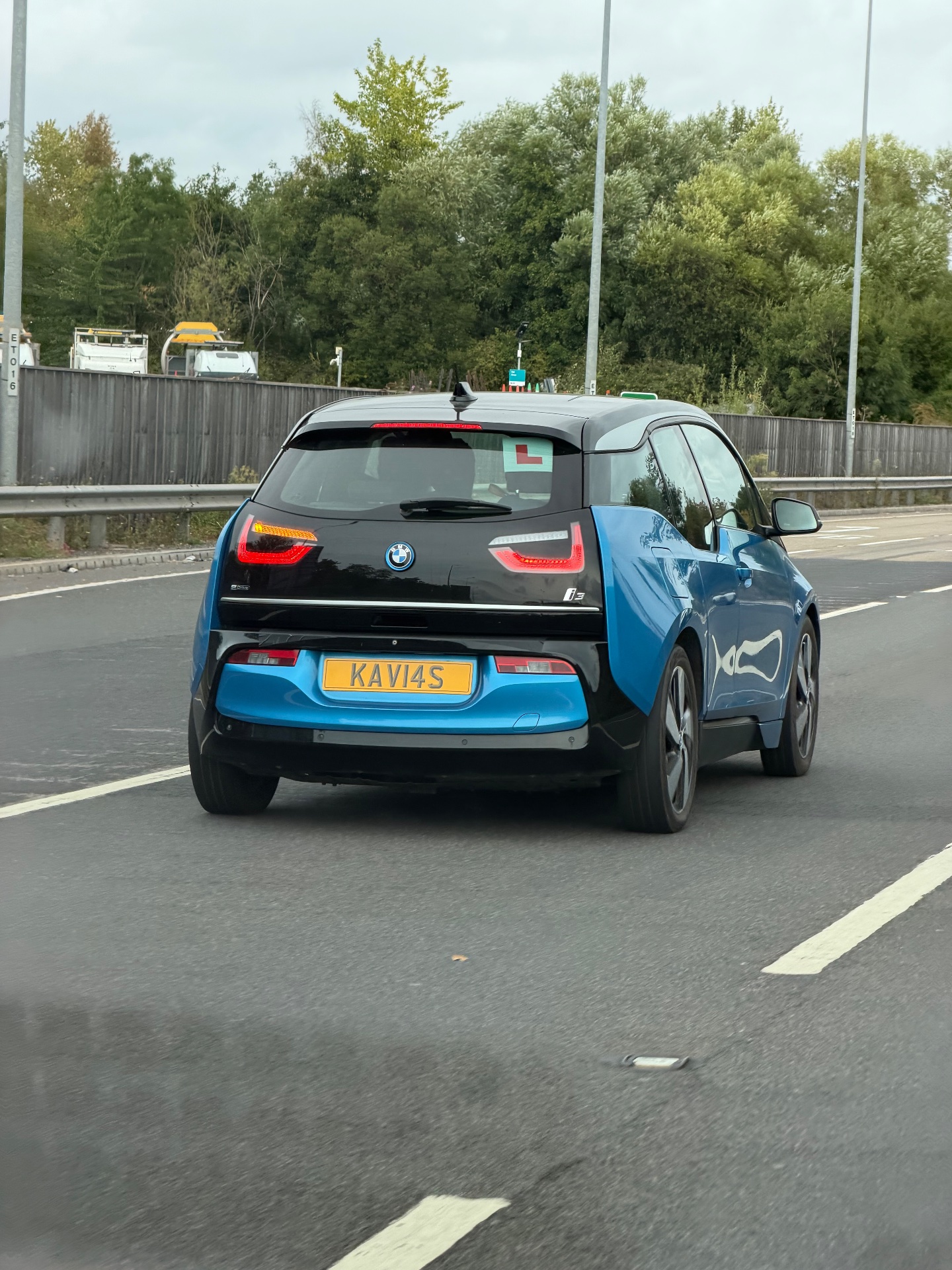 KAV 14S spotted on BMW i3
