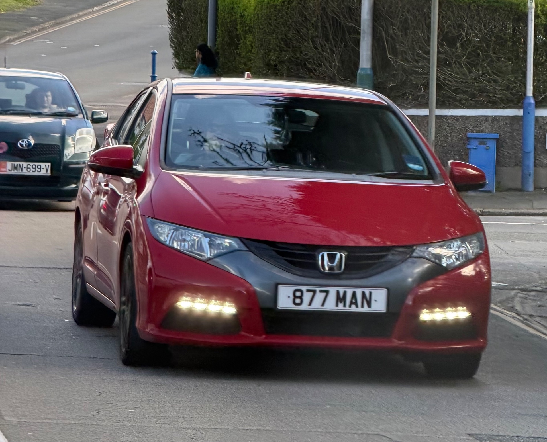 877 MAN spotted in Douglas