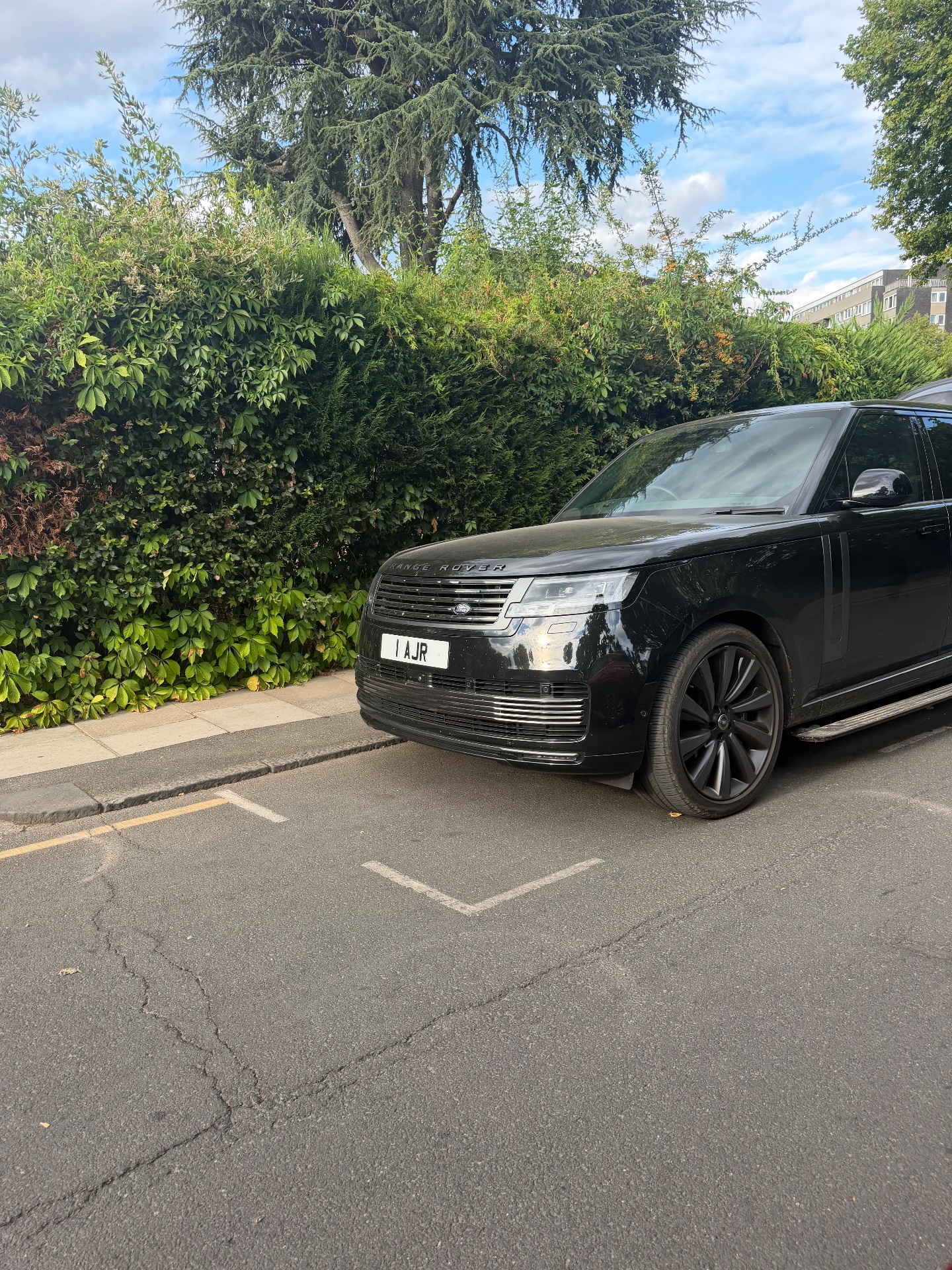 1 AJR spotted on Land Rover Range Rover SV Autobiography