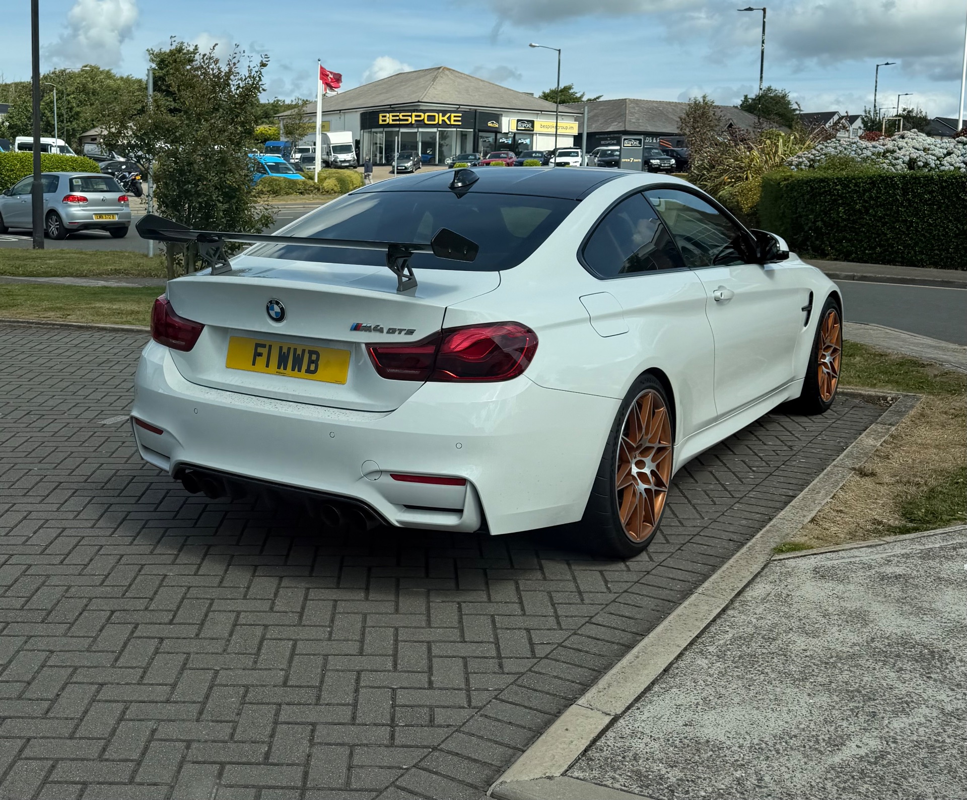 F1 WWB spotted on BMW M4 GTS