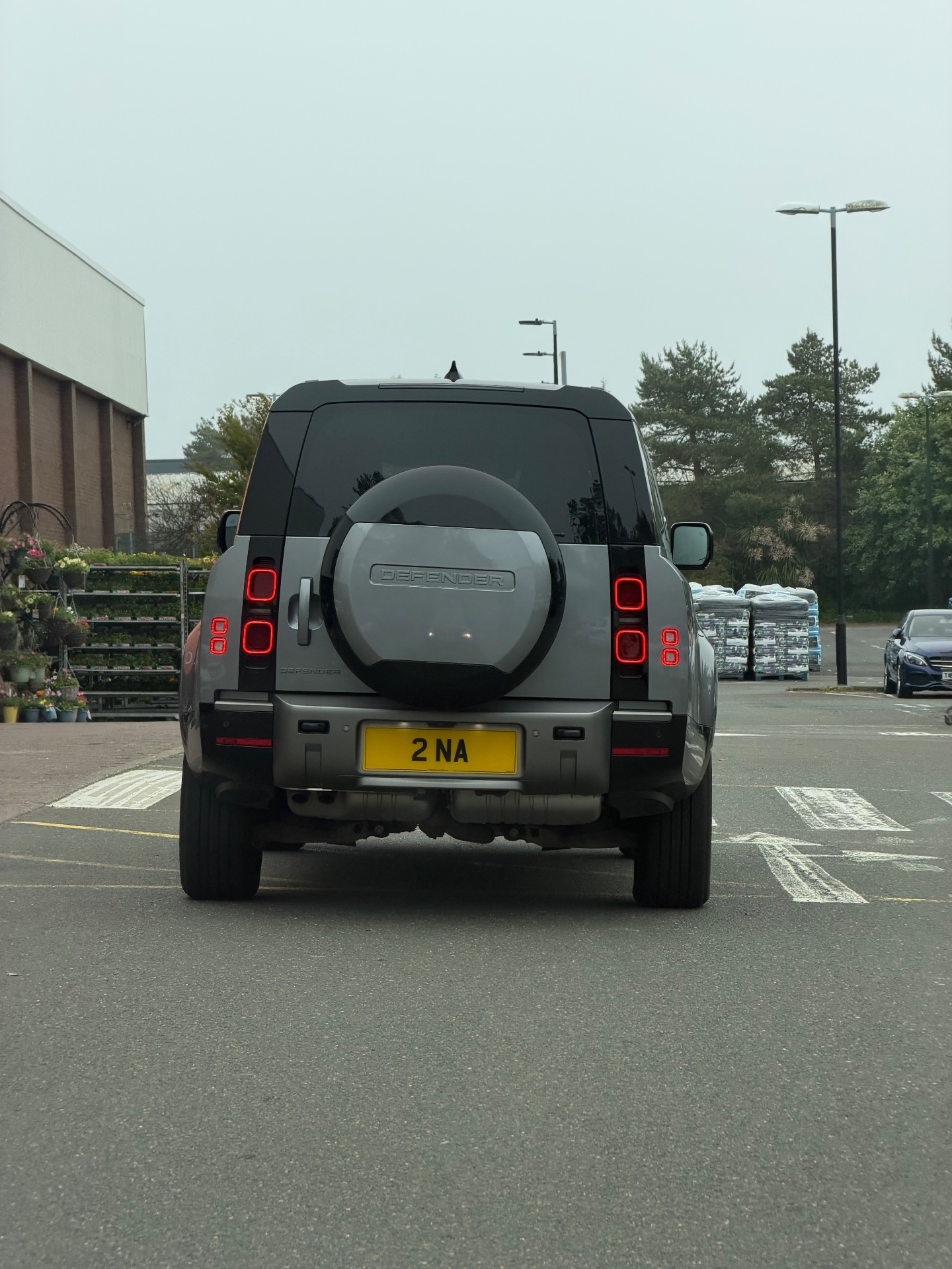 2 NA spotted on Land Rover Defender