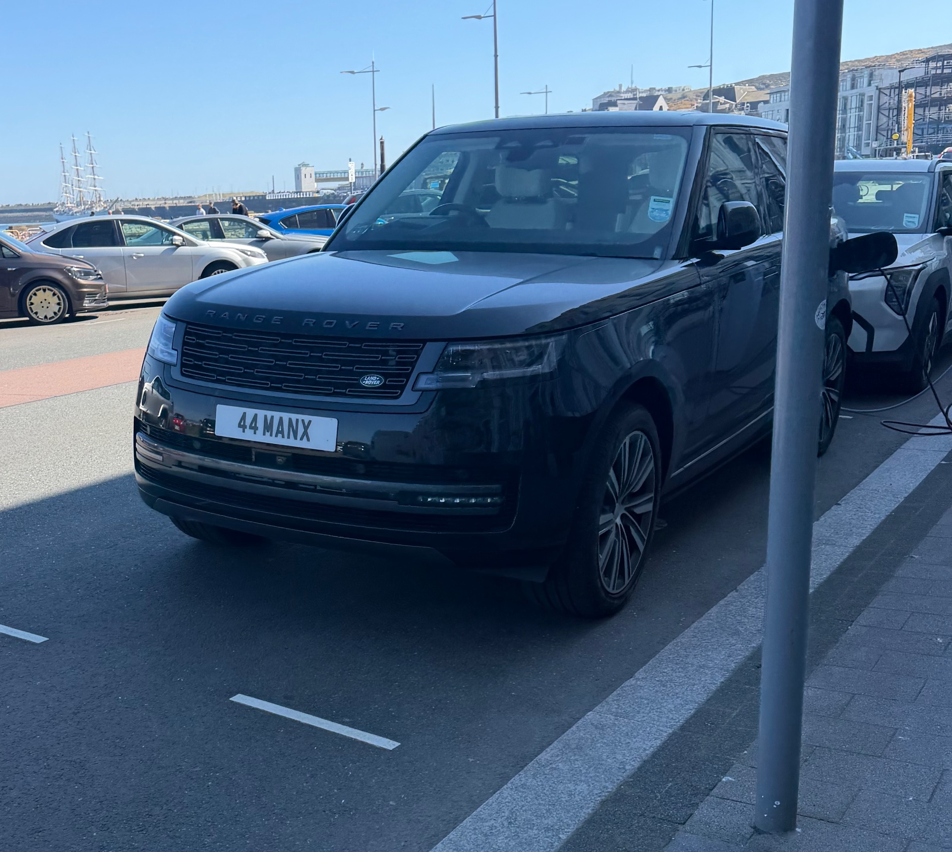 44 MANX spotted in Douglas Promenade