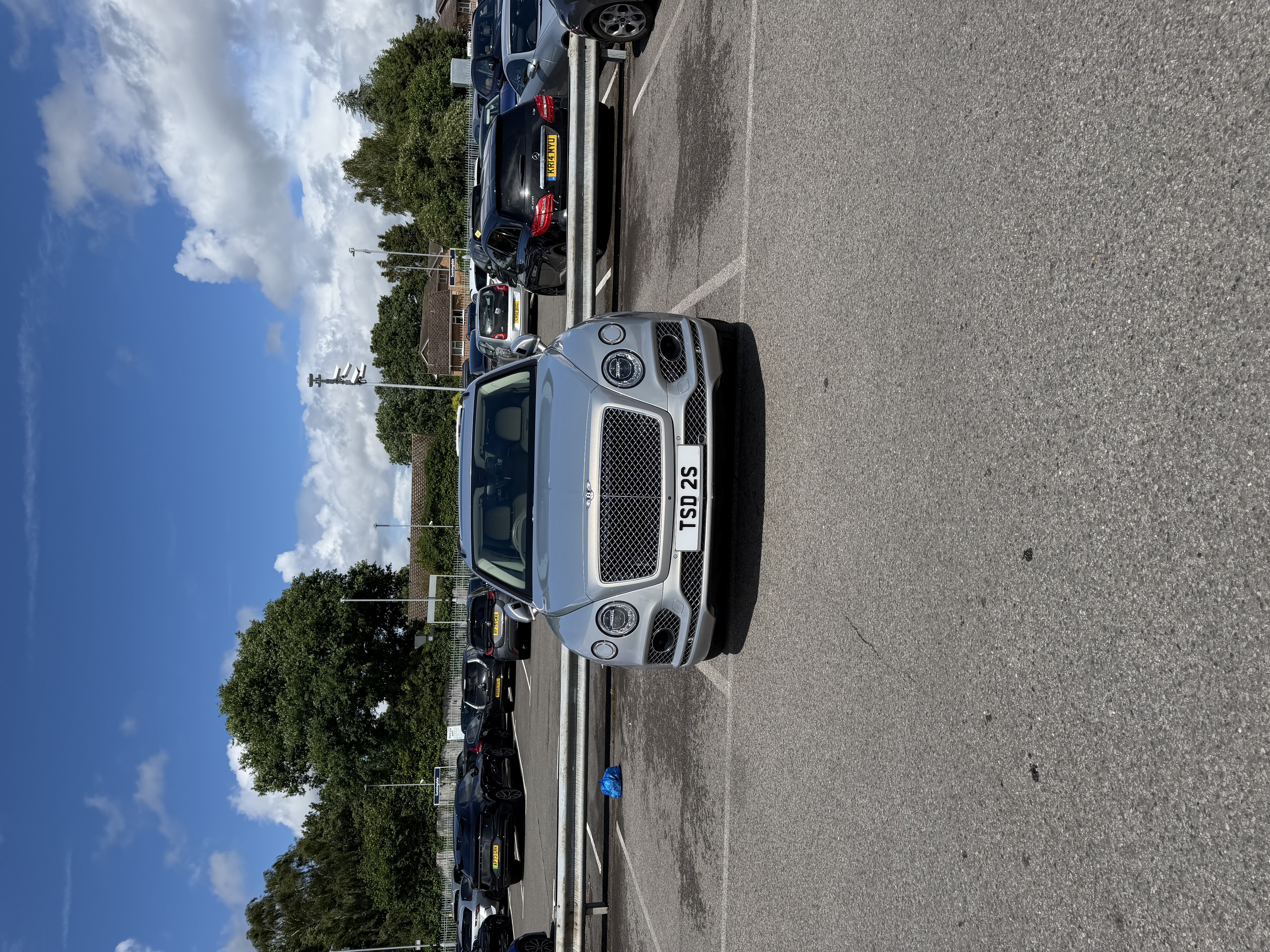TSD 2S spotted on Bentley Bentayga