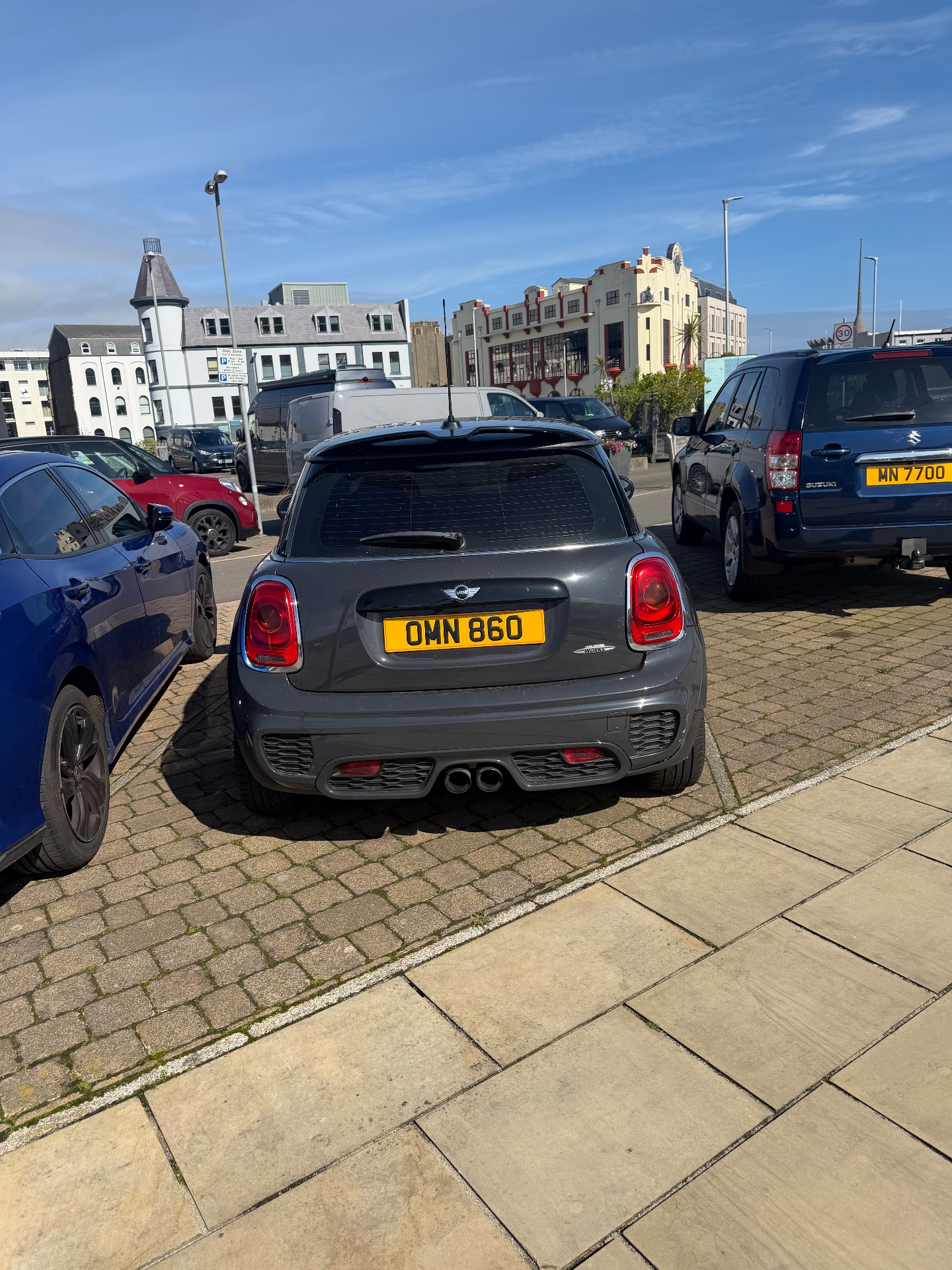 OMN 860 spotted in Douglas