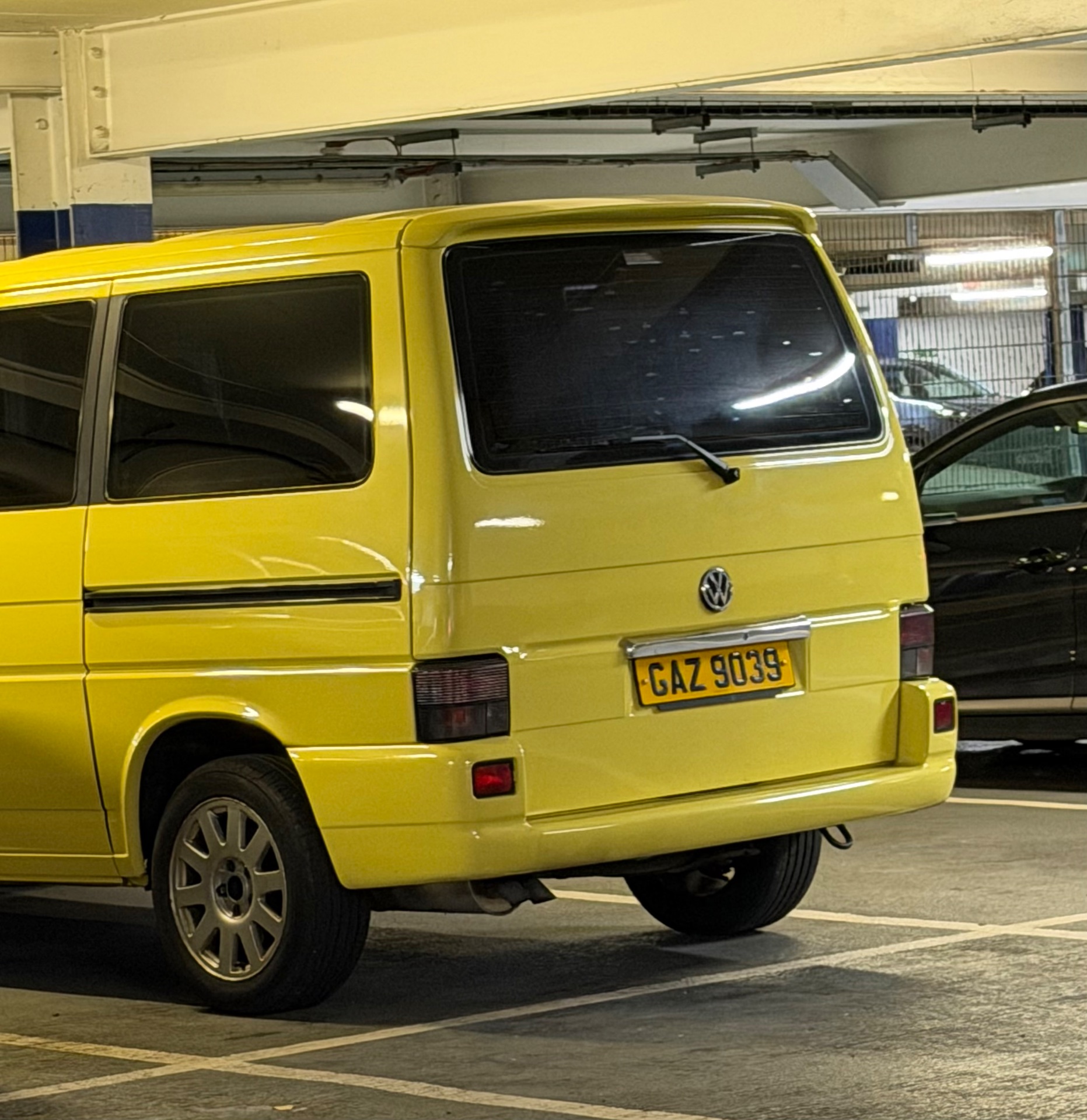 GAZ 9039 spotted on Volkswagen Caravelle