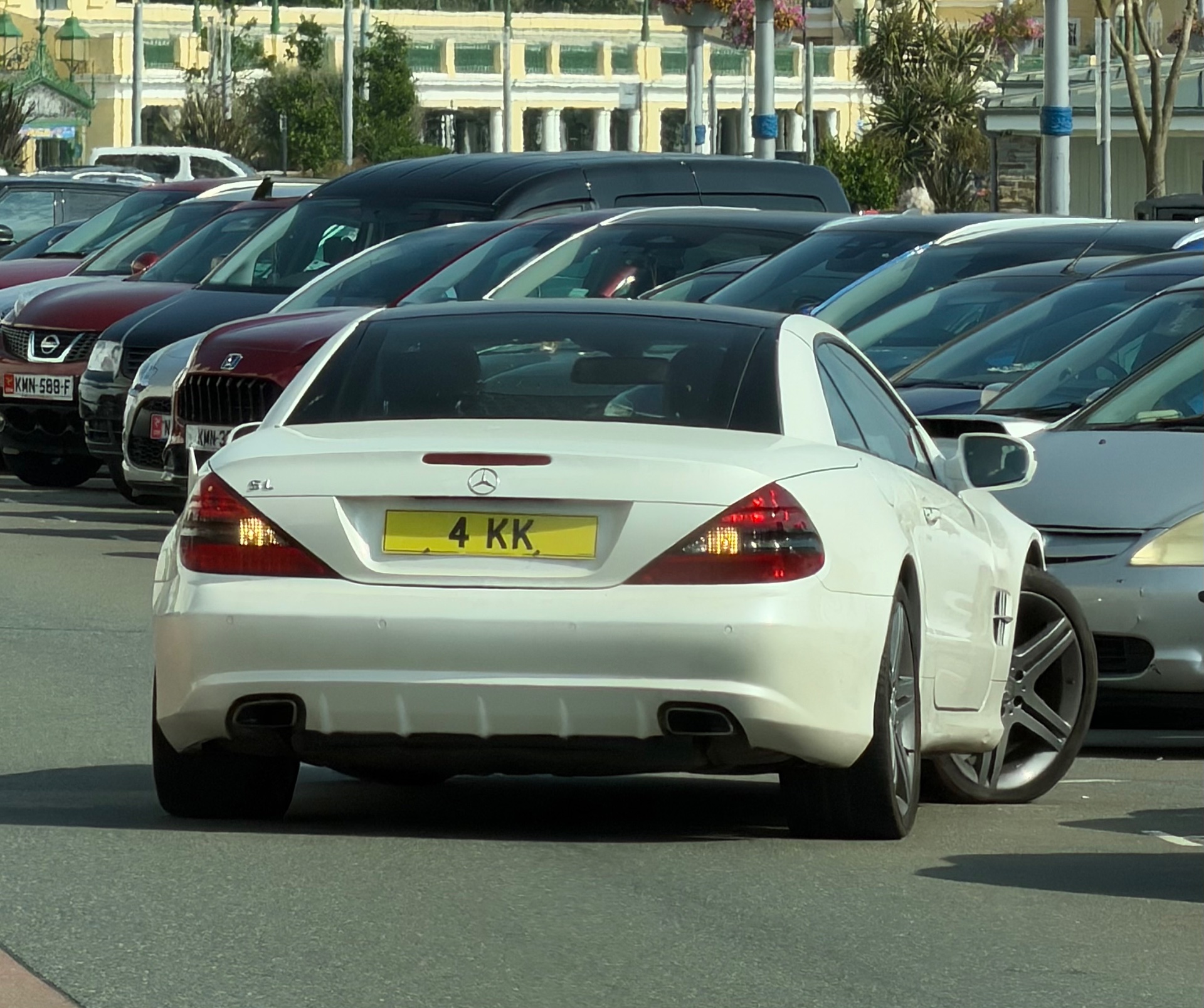4 KK spotted on Mercedes-Benz SL