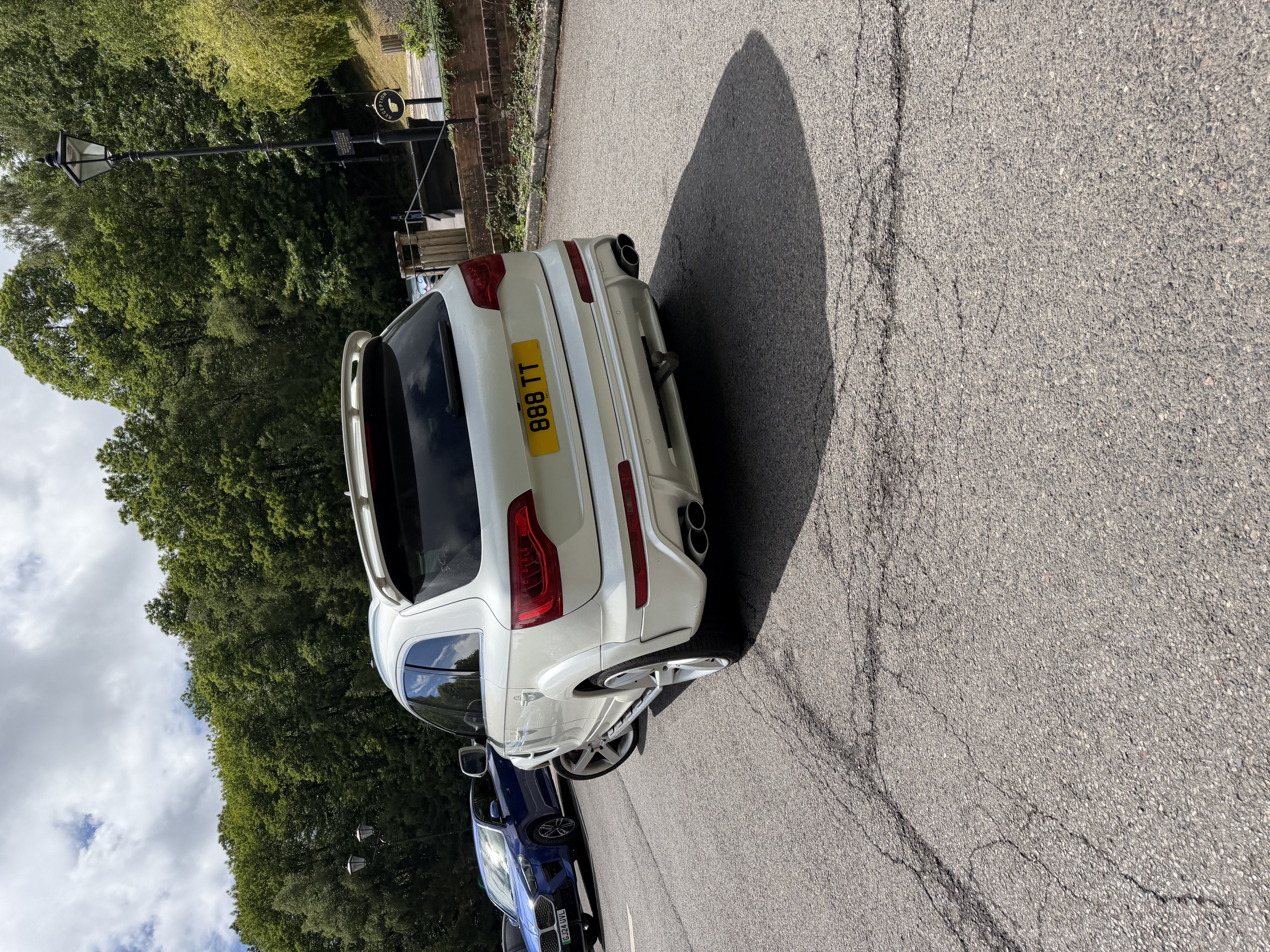888 TT spotted on Audi Q7